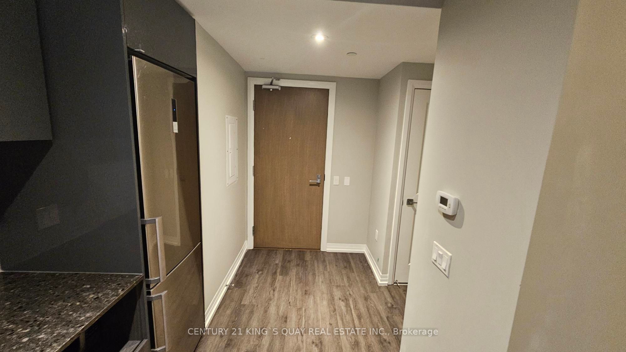251 Jarvis Street 1703 Property Photo 6