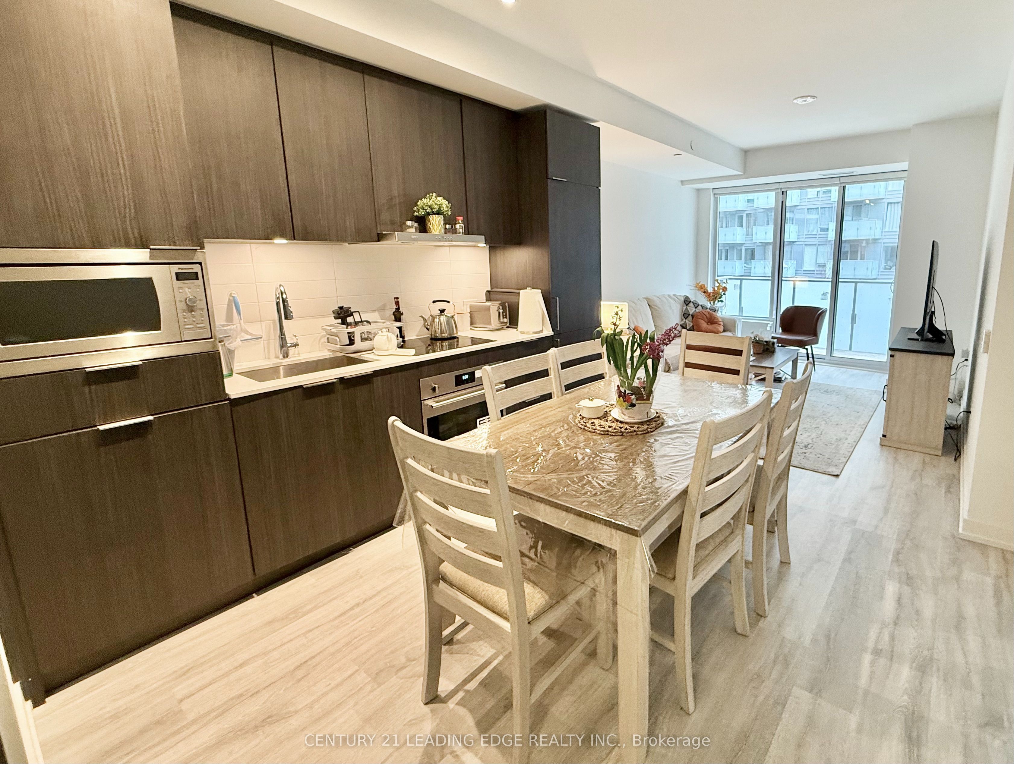 #404 - 8 Olympic Garden Drive Property Photo 1