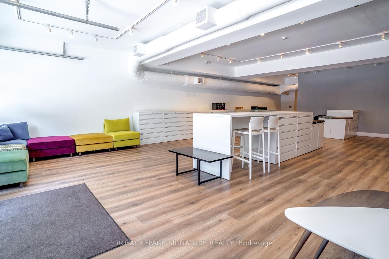 #main - 926 King Street Property Photo 6
