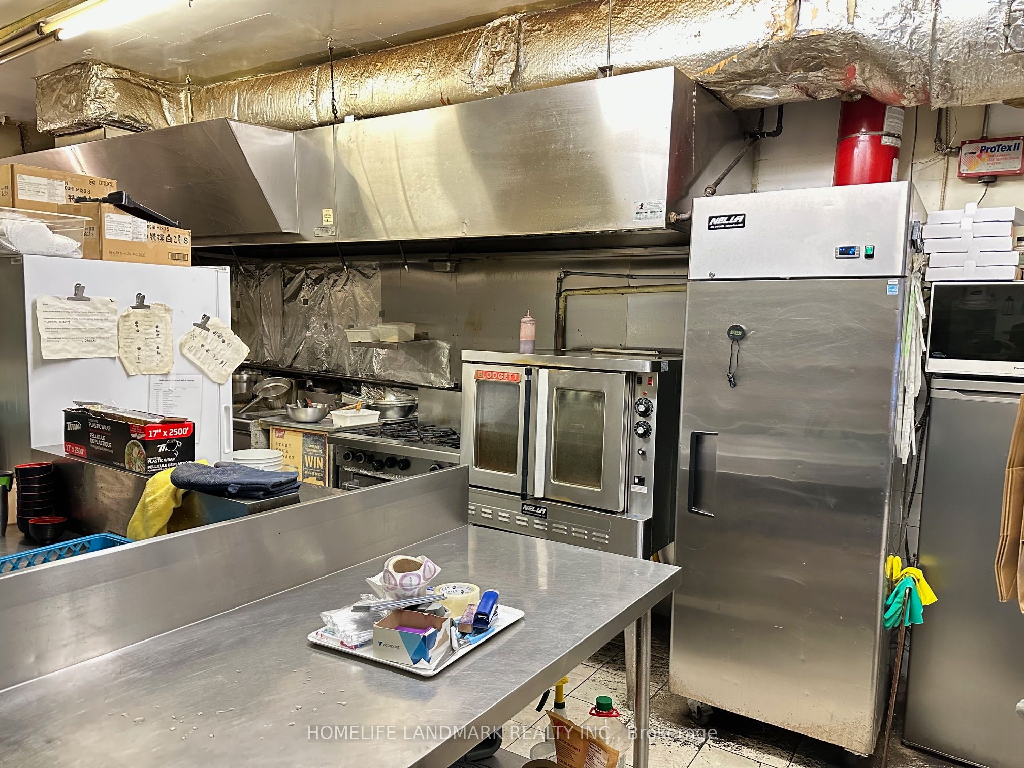 3187 Yonge Street Property Photo 4