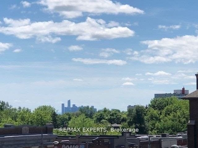 530 St Clair Avenue W 302 Property Photo 19