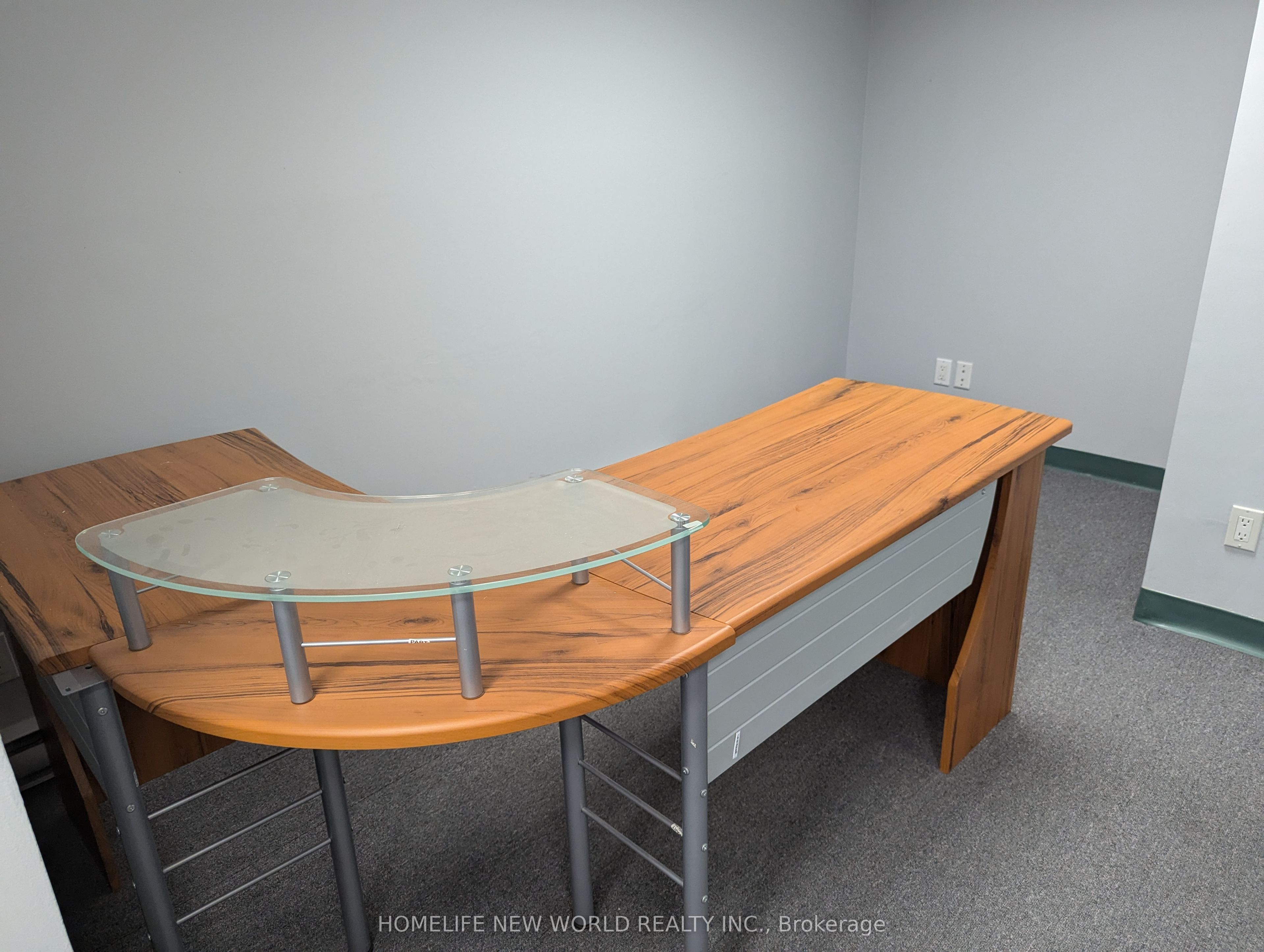 #501b - 1315 Lawrence Avenue Property Photo 10
