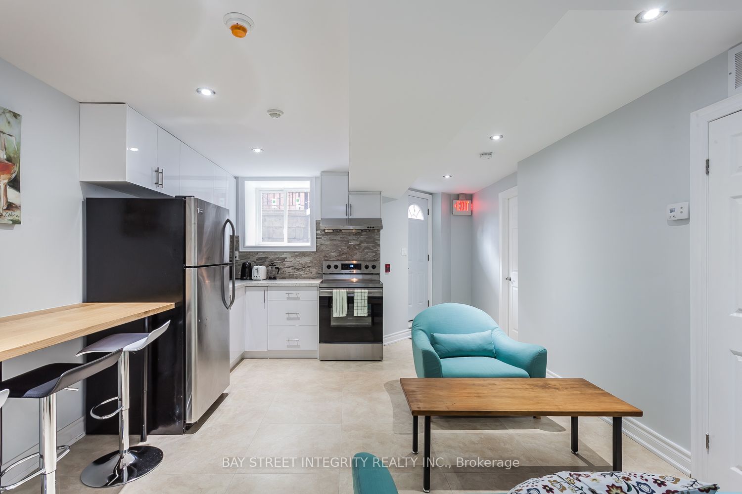 77 Homewood Avenue Property Photo 4