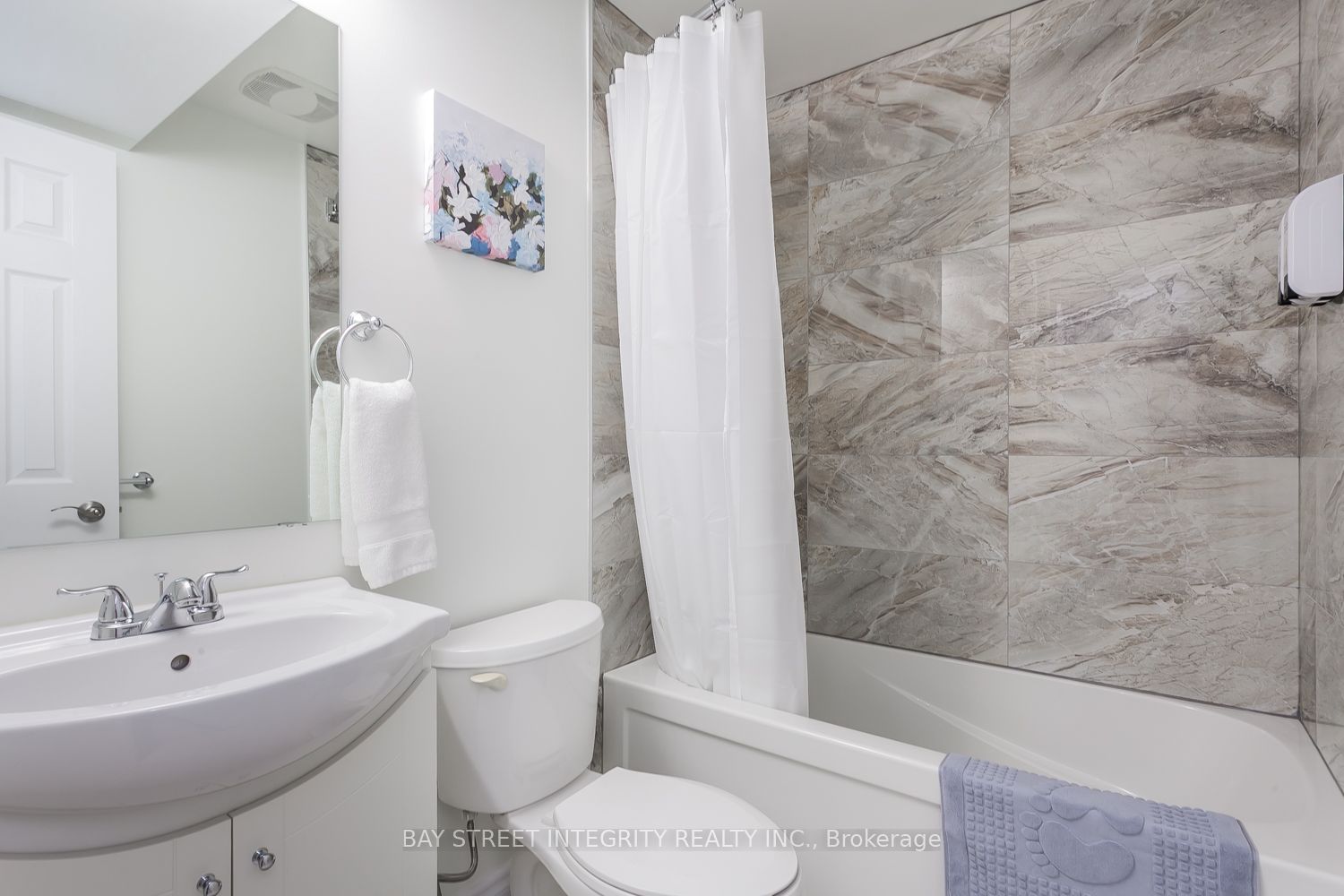 77 Homewood Avenue Property Photo 9