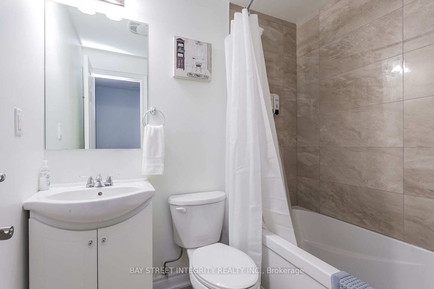 77 Homewood Avenue Property Photo 12
