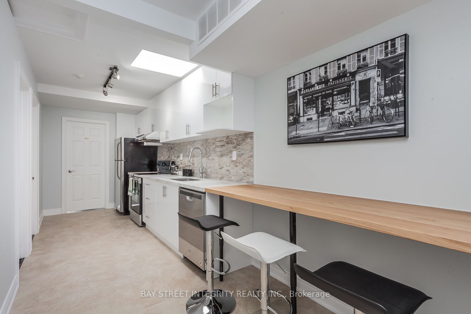 77 Homewood Avenue Property Photo 2