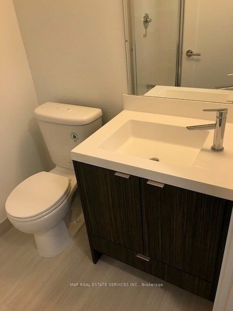 10 York Street 1107 Prim Bdrm Property Photo 4