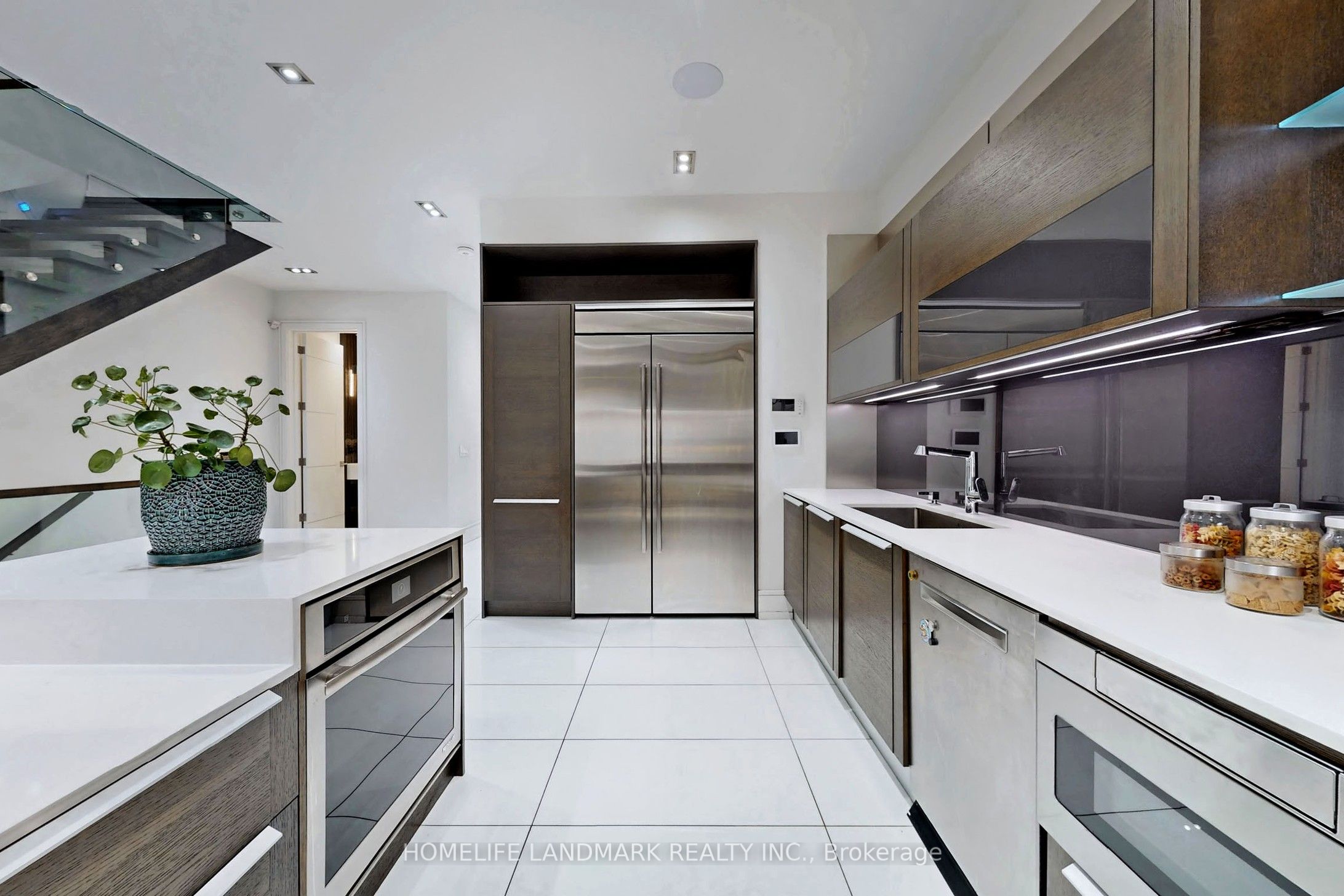 301 Jedburgh Road Property Photo 11