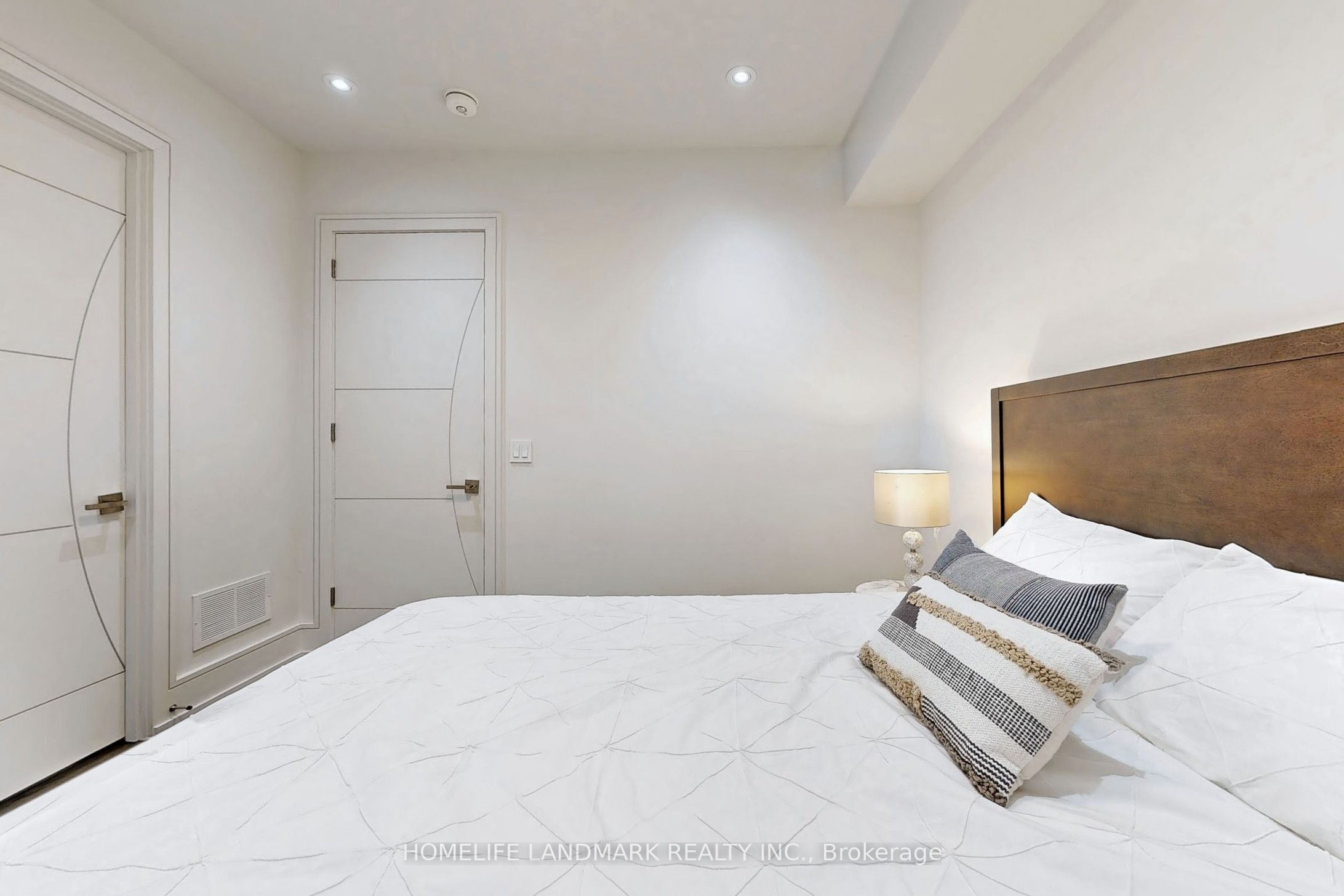 301 Jedburgh Road Property Photo 20