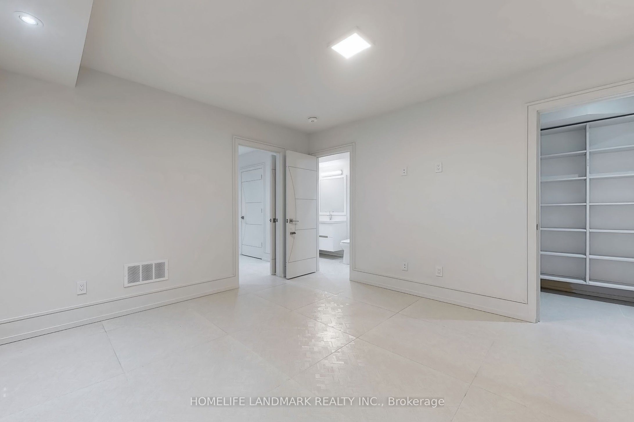 301 Jedburgh Road Property Photo 40