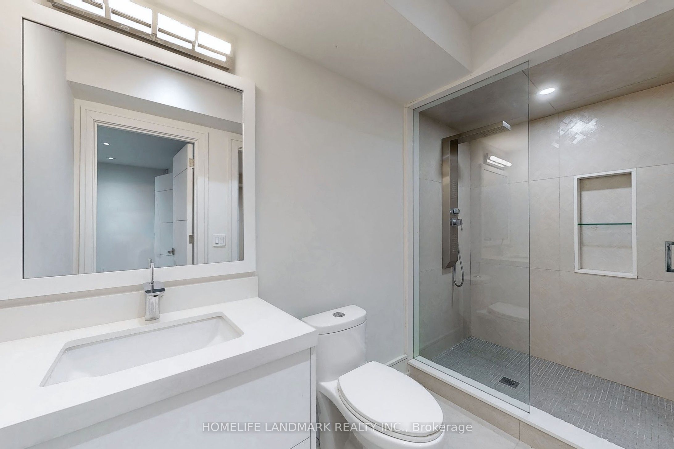 301 Jedburgh Road Property Photo 41