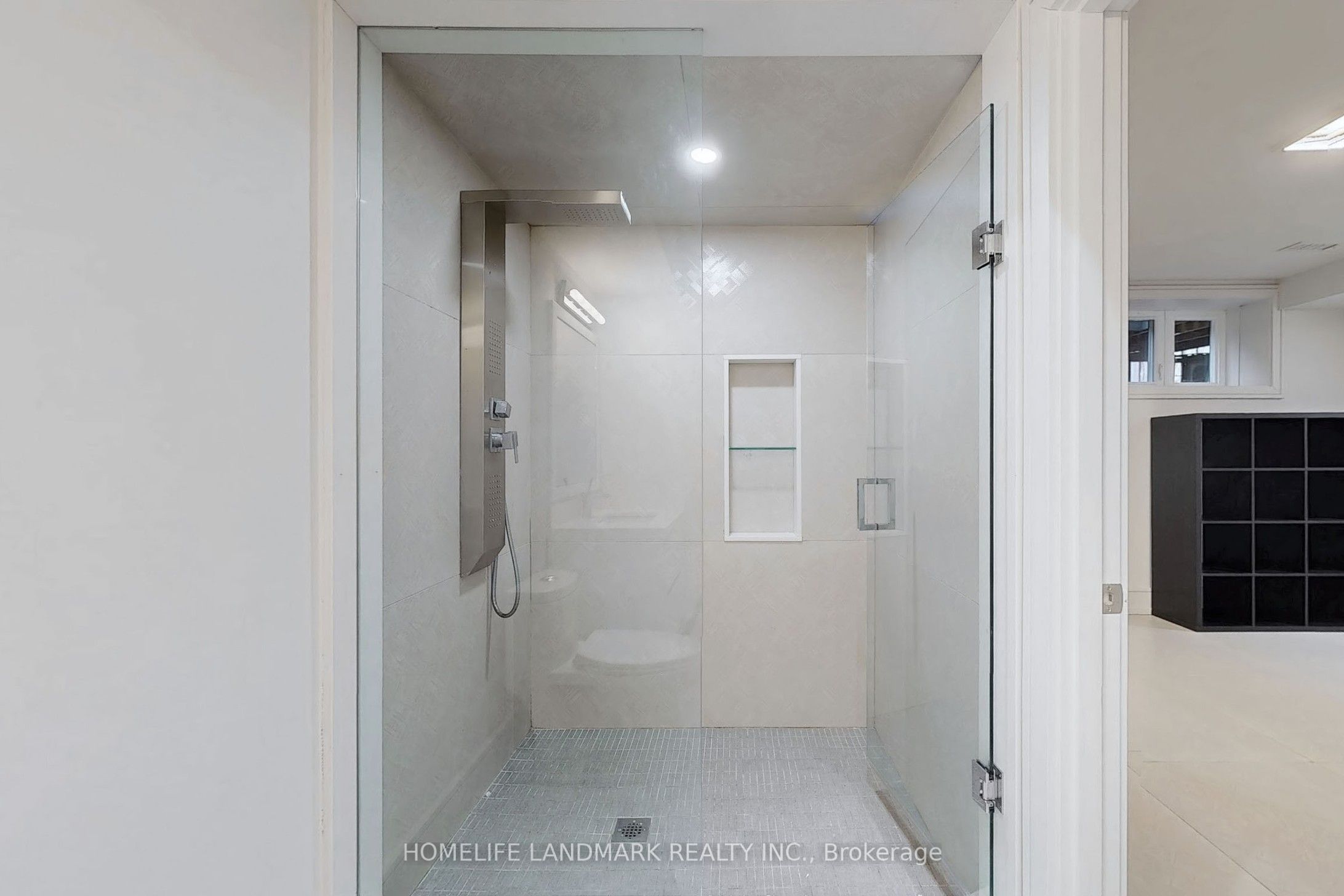 301 Jedburgh Road Property Photo 43