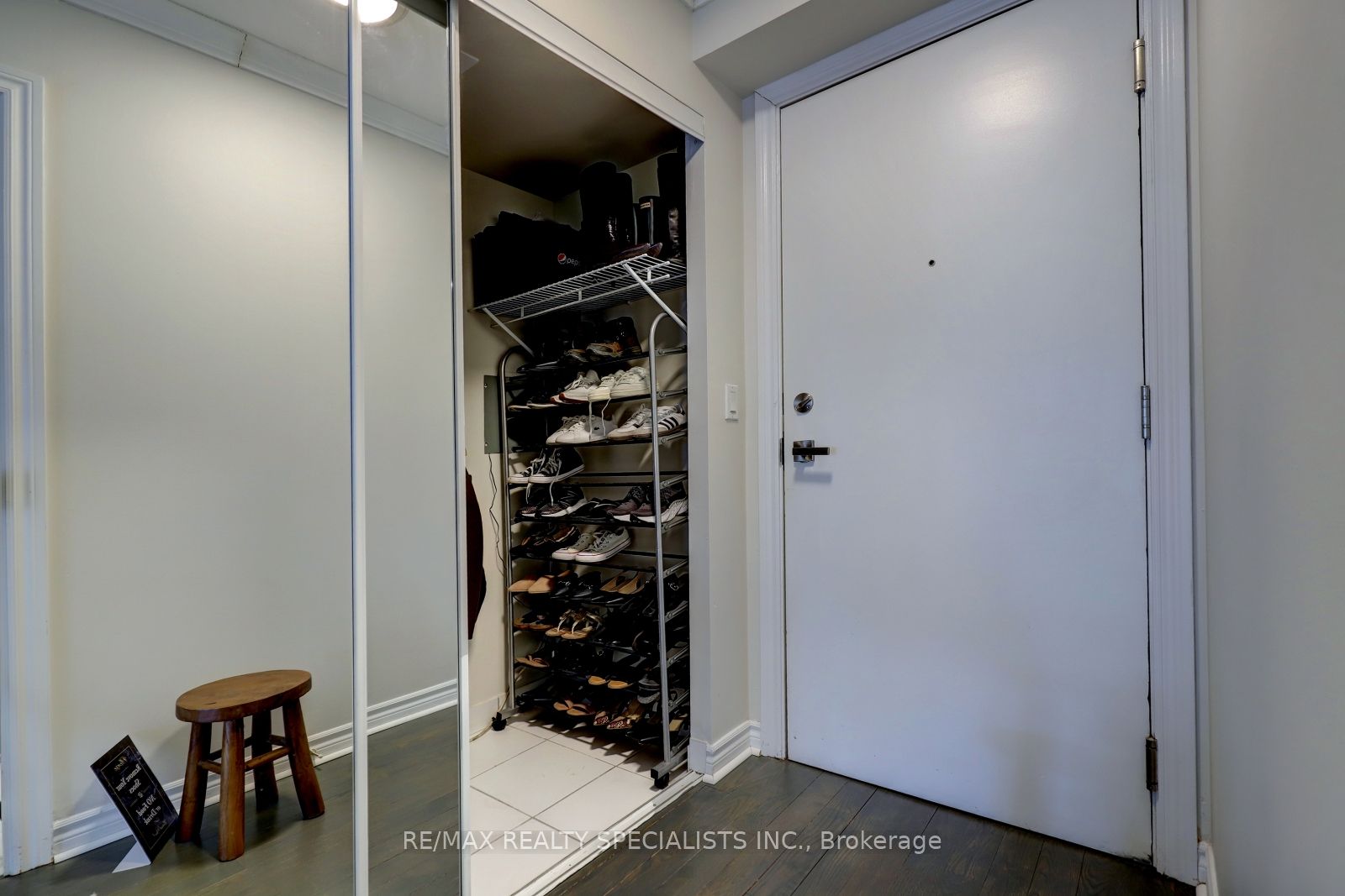 #237 - 250 Wellington Street Property Photo 26