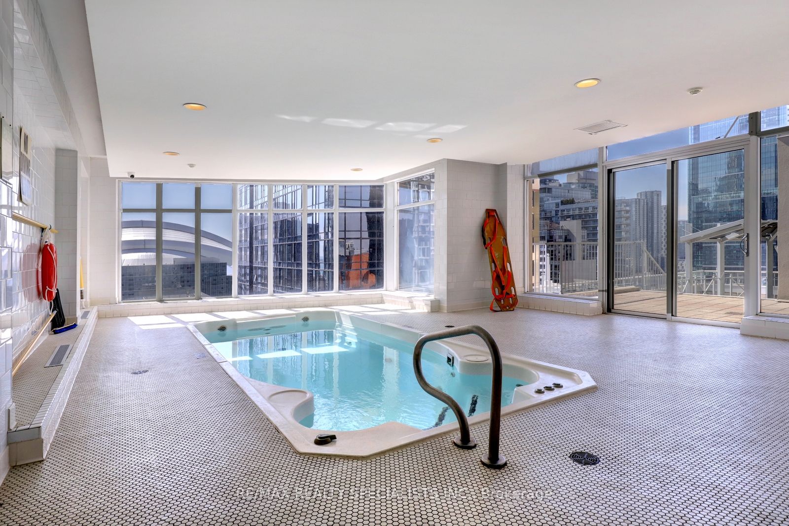#237 - 250 Wellington Street Property Photo 32