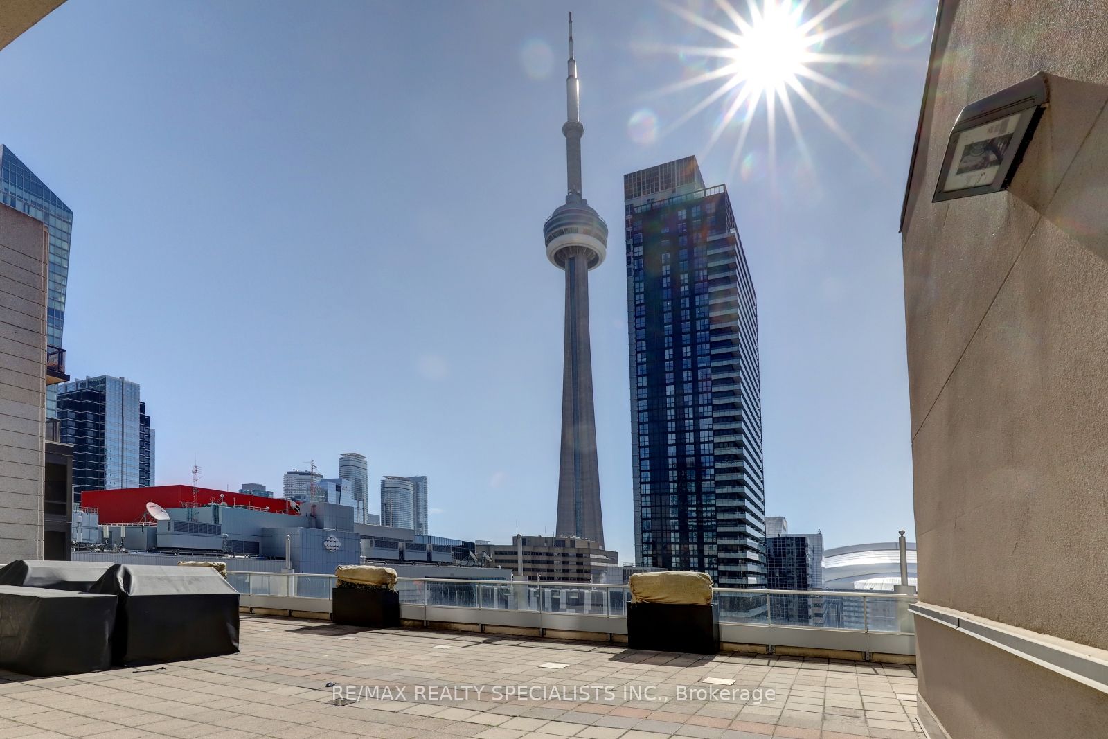 #237 - 250 Wellington Street Property Photo 37
