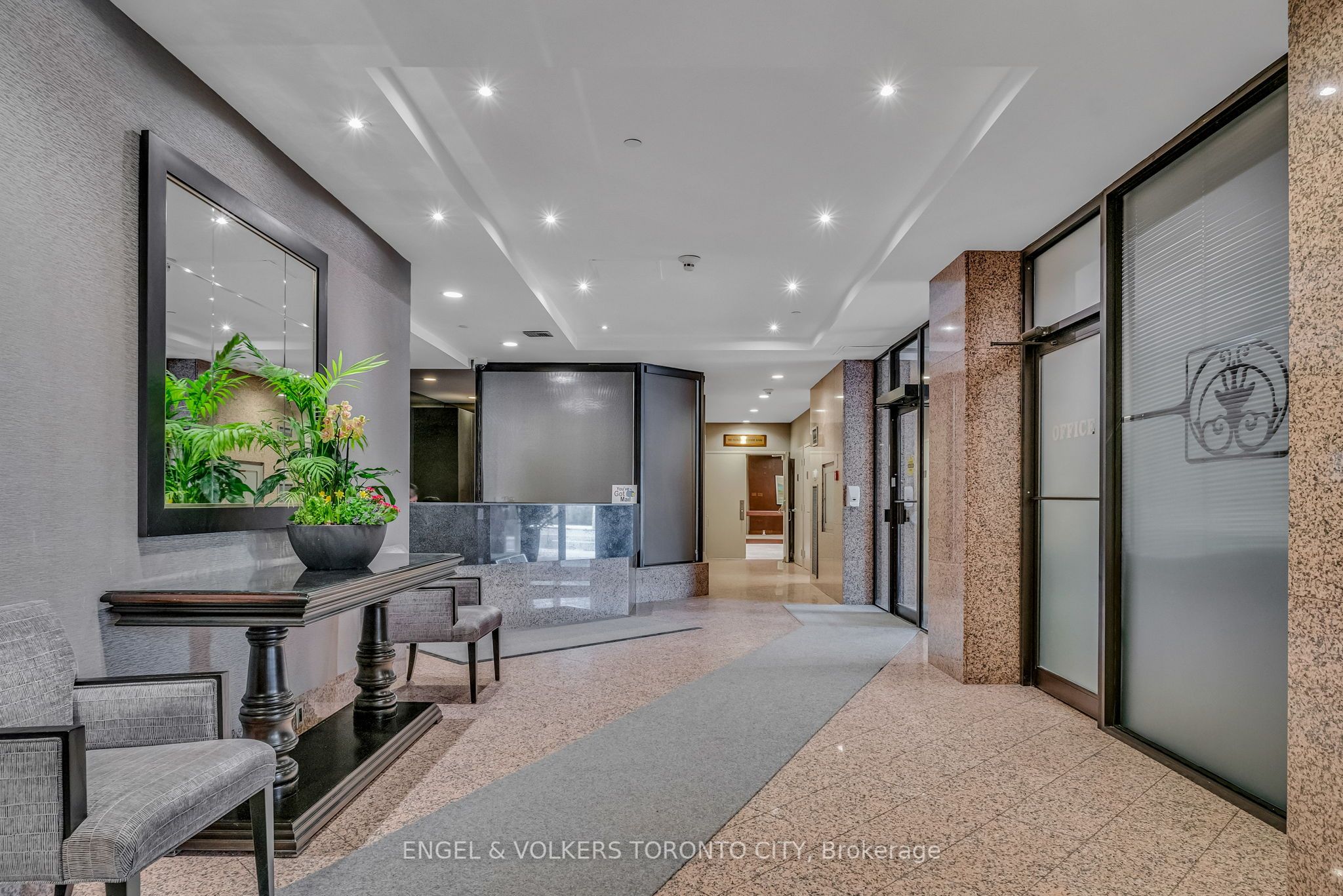 2900 Yonge Street 507 Property Photo 3