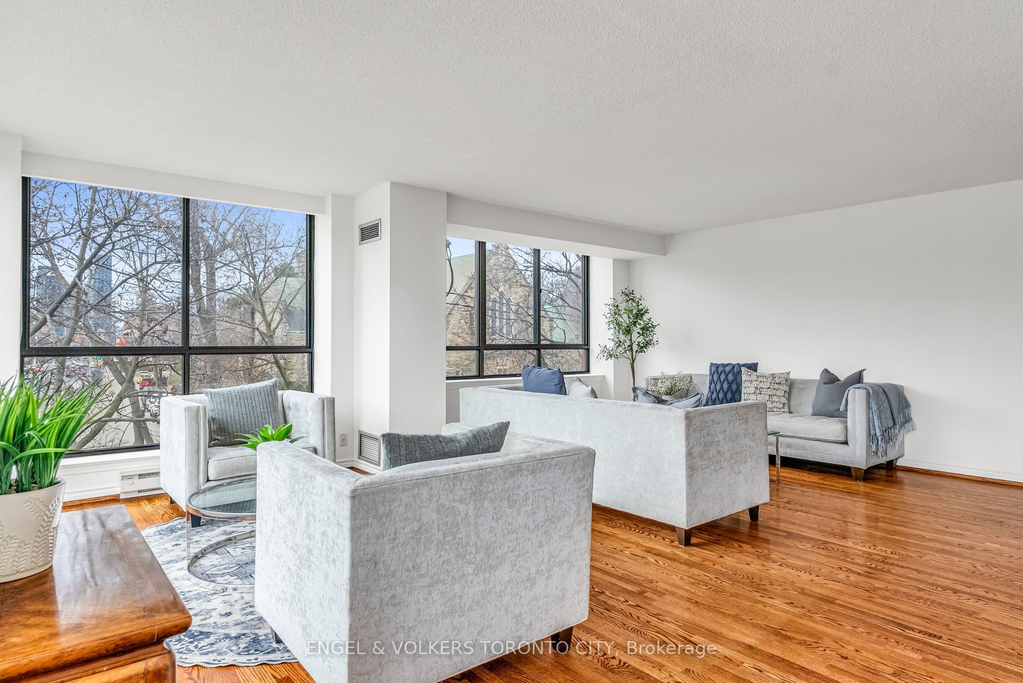 2900 Yonge Street 507 Property Photo 12
