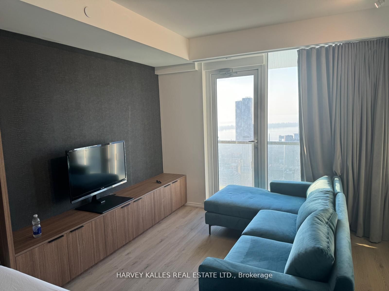 #4908 - 197 Yonge Street Property Photo 1