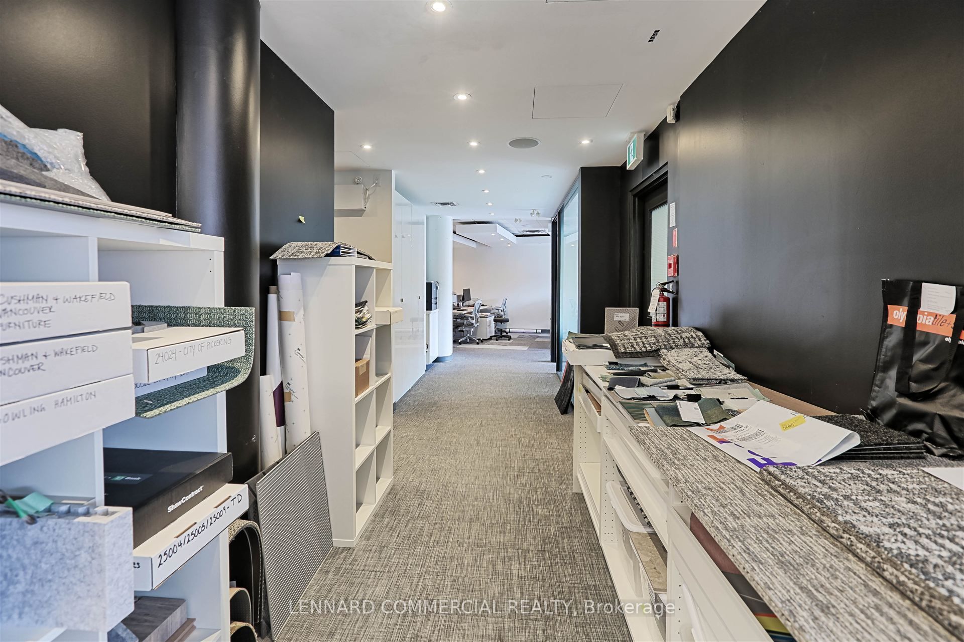 #200 - 354 Davenport Road Property Photo 12