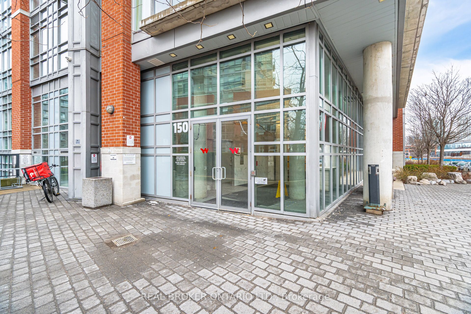 #725 - 150 Sudbury Street Property Photo 2