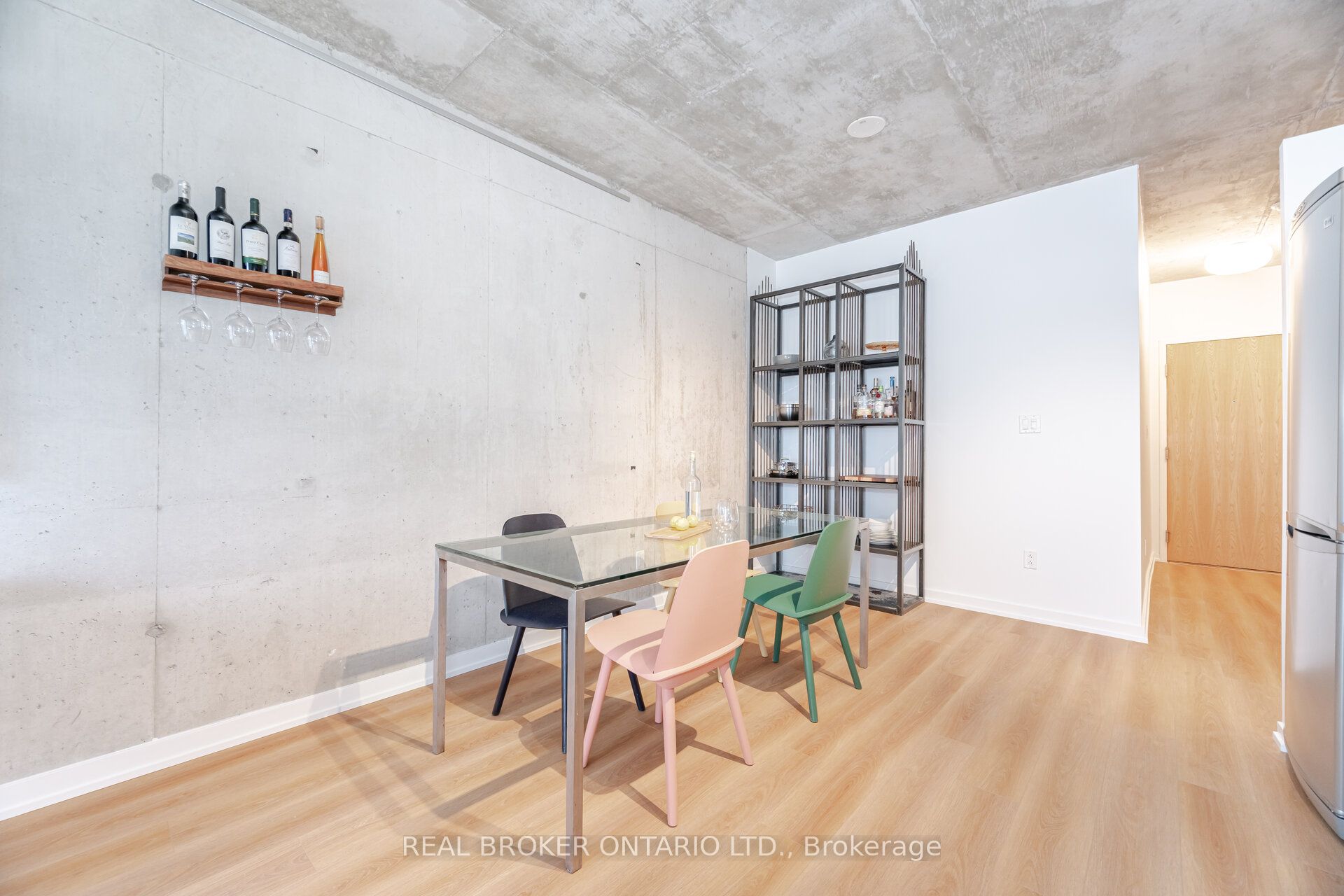 #725 - 150 Sudbury Street Property Photo 8