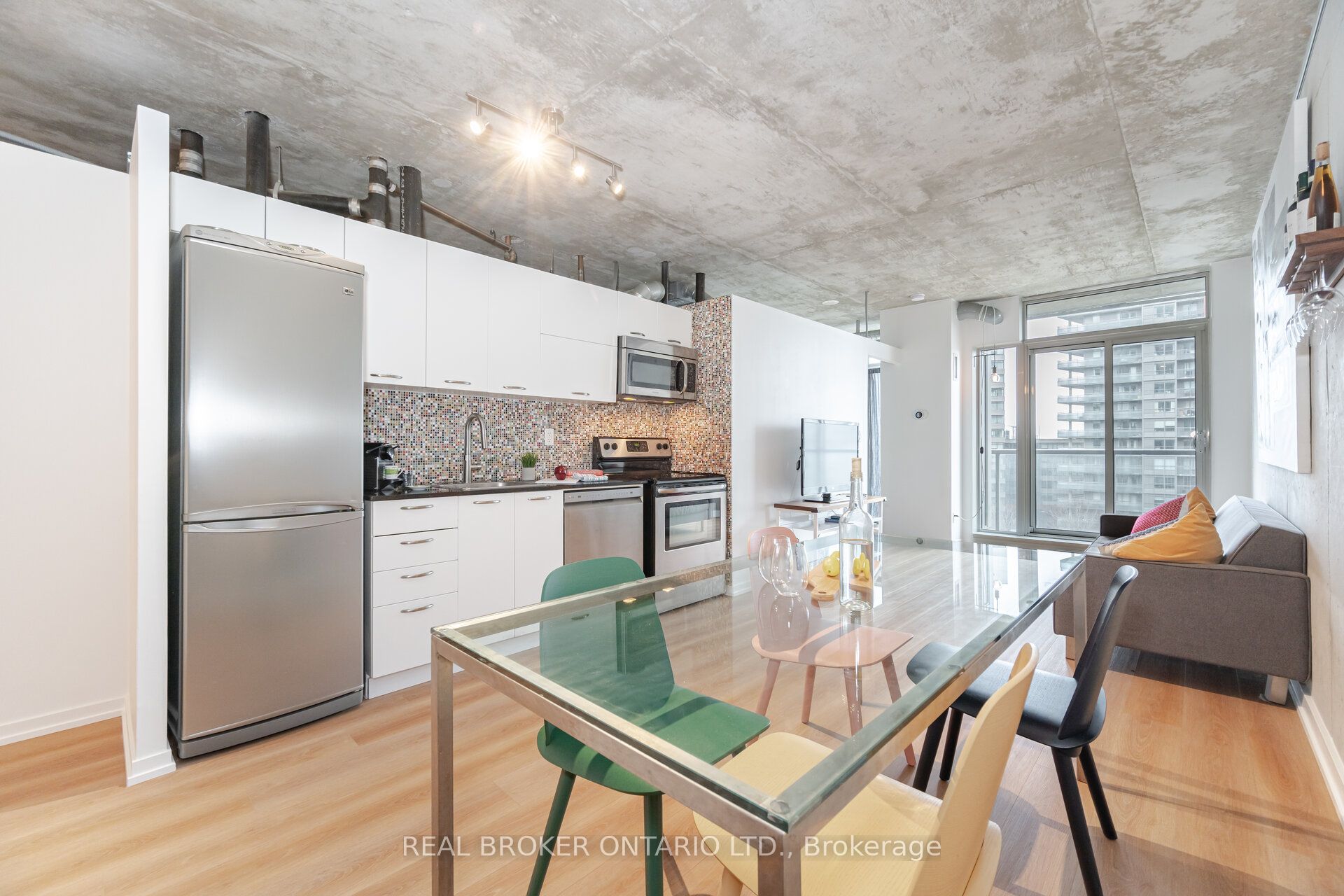 #725 - 150 Sudbury Street Property Photo 9