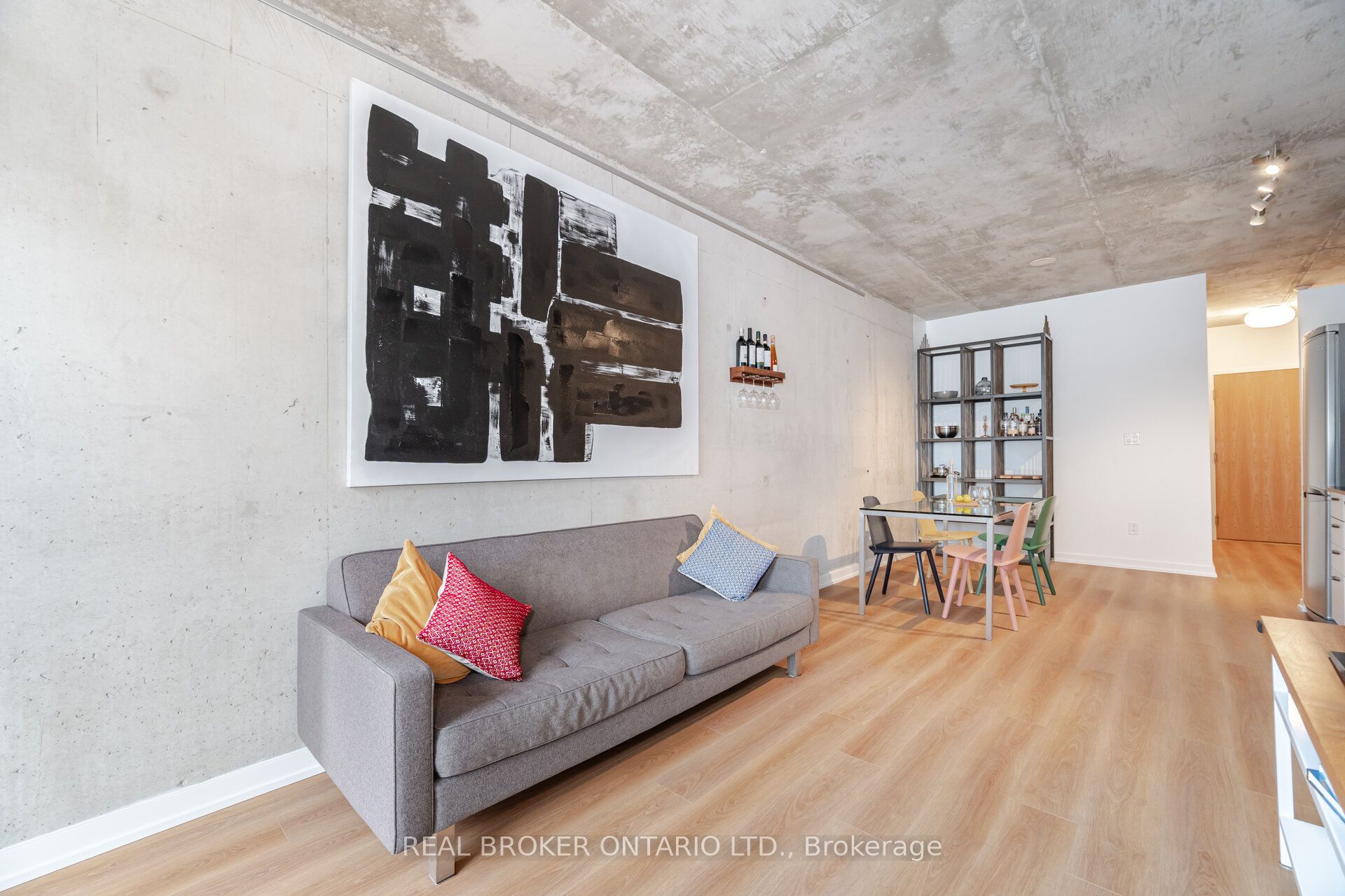 #725 - 150 Sudbury Street Property Photo 11