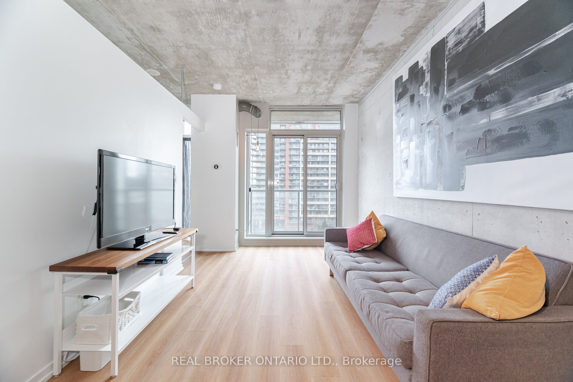 #725 - 150 Sudbury Street Property Photo 12