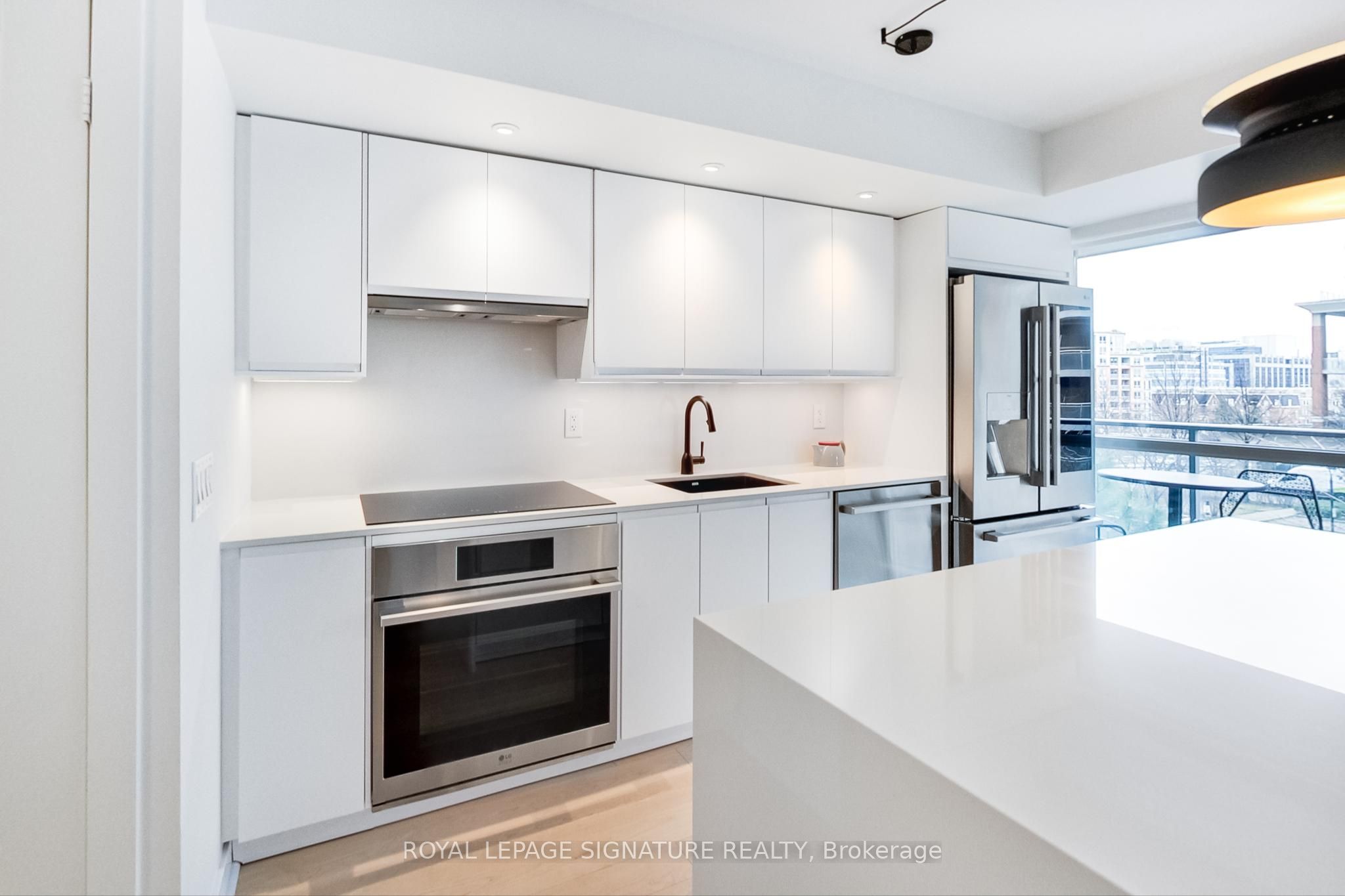 #303 - 100 Western Battery Road Property Photo 7