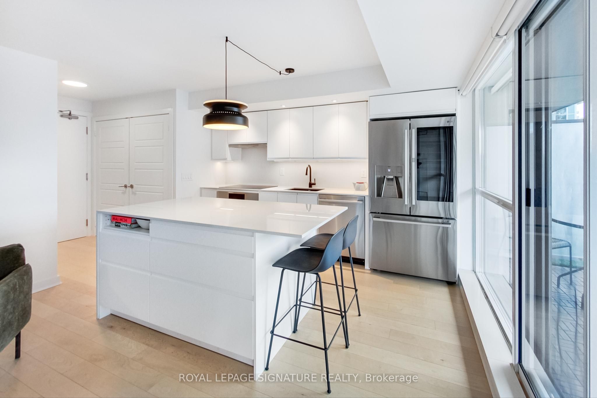 #303 - 100 Western Battery Road Property Photo 8