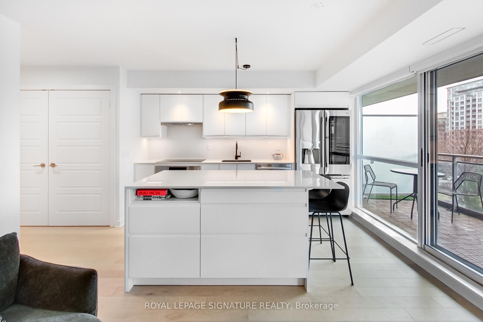 #303 - 100 Western Battery Road Property Photo 9