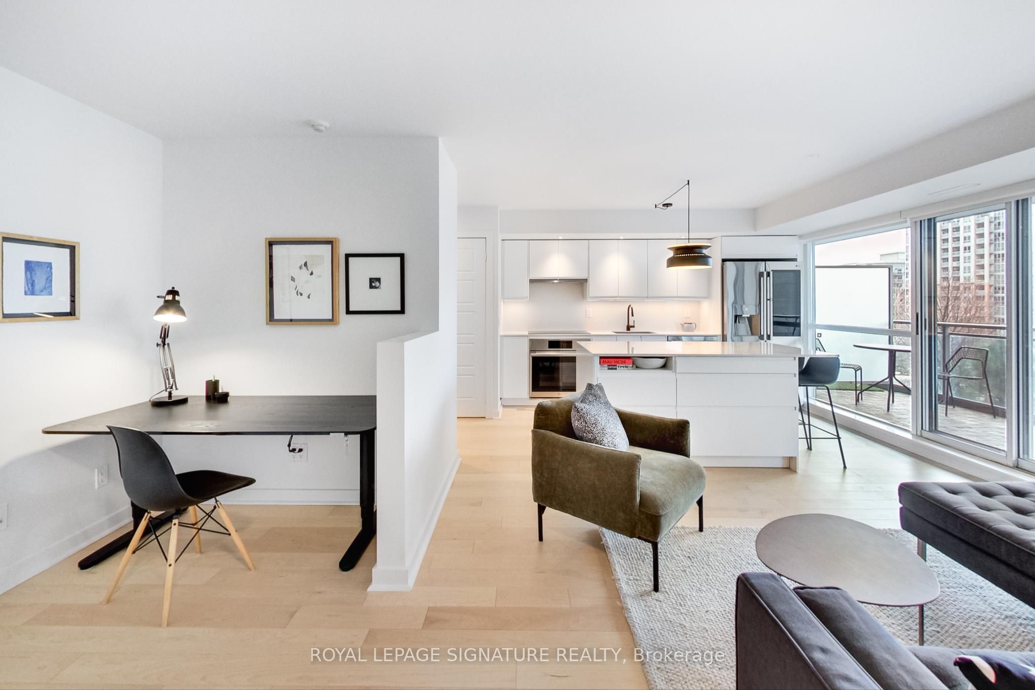 #303 - 100 Western Battery Road Property Photo 15