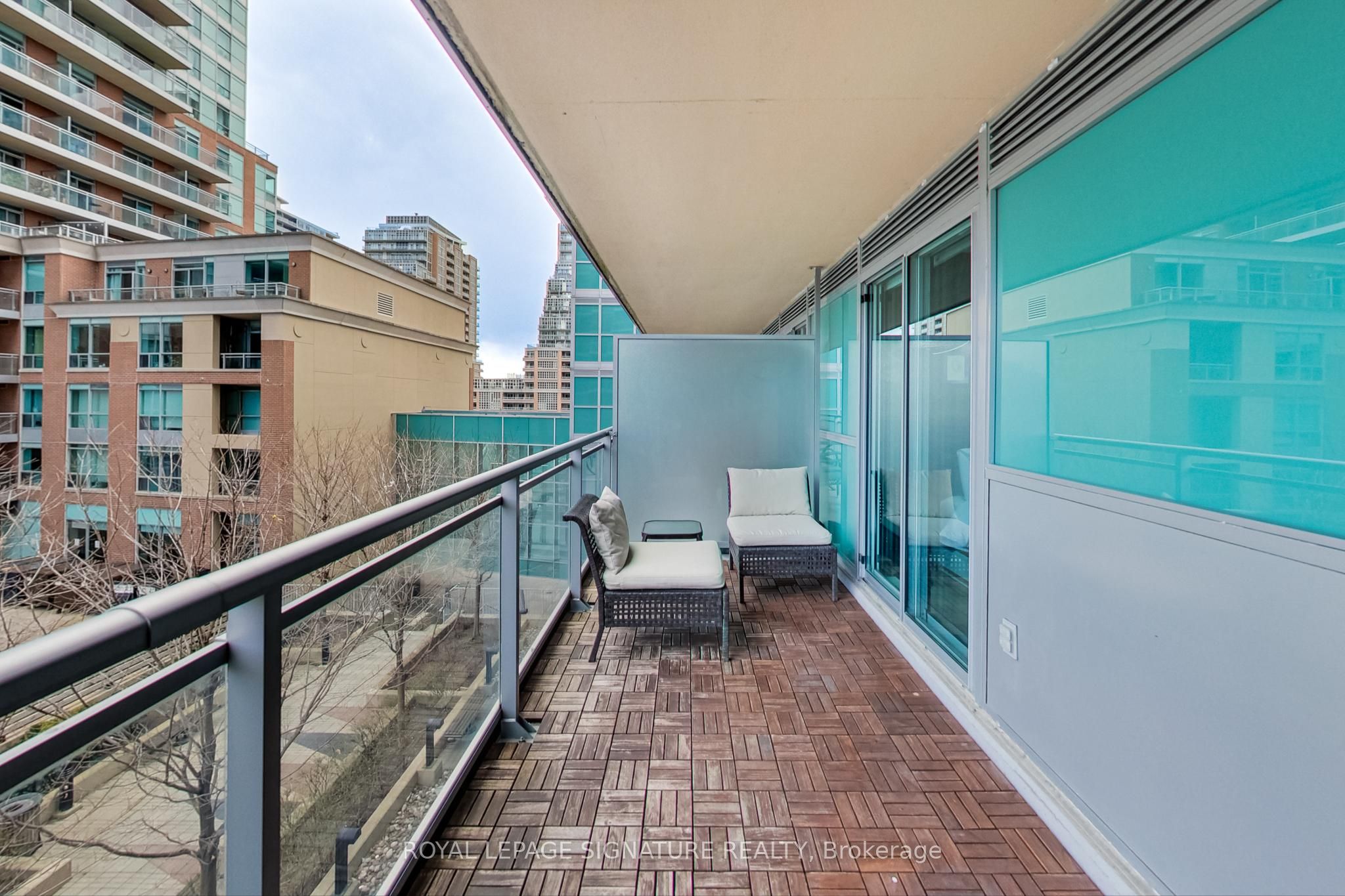 #303 - 100 Western Battery Road Property Photo 22