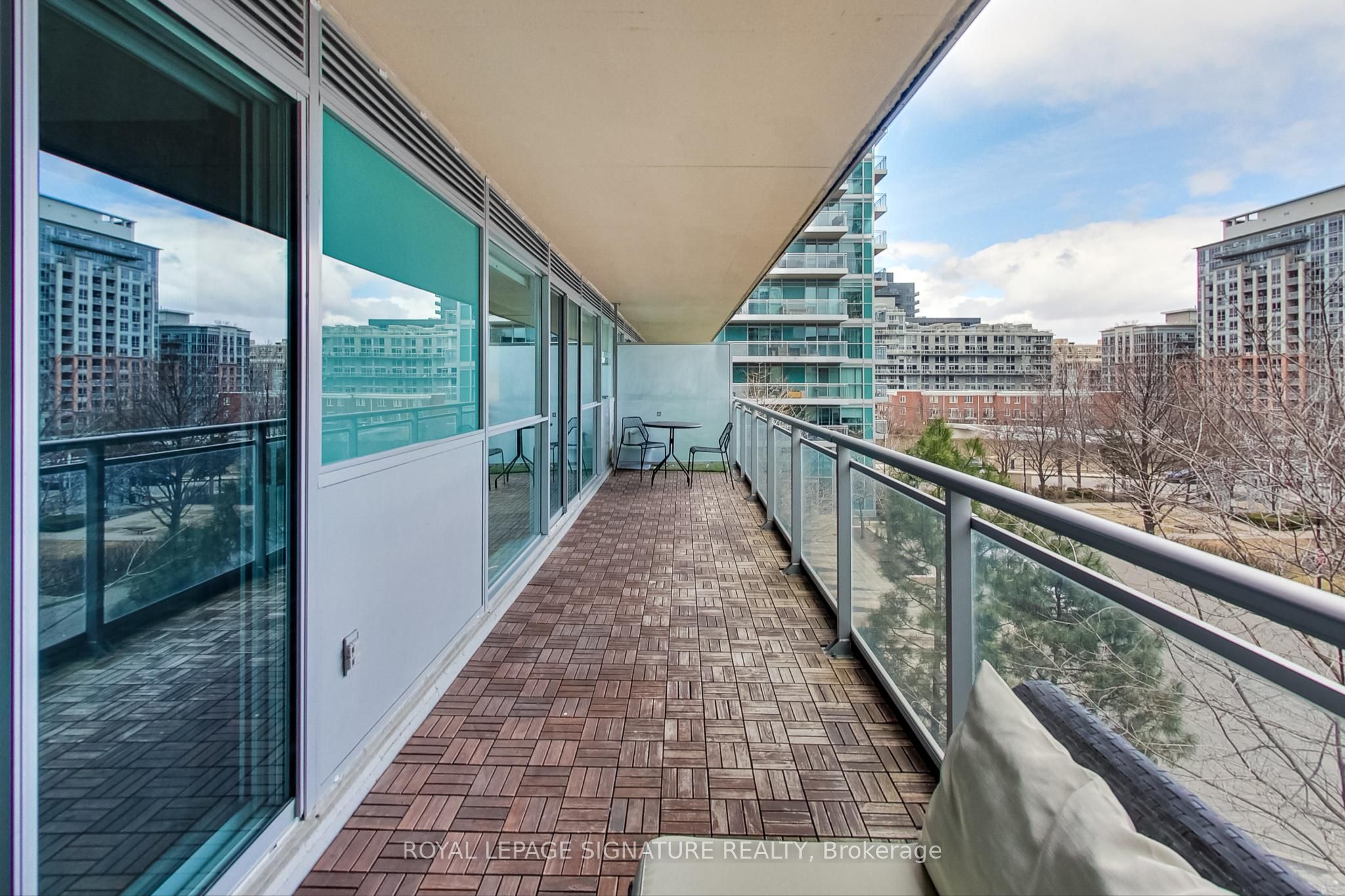 #303 - 100 Western Battery Road Property Photo 23