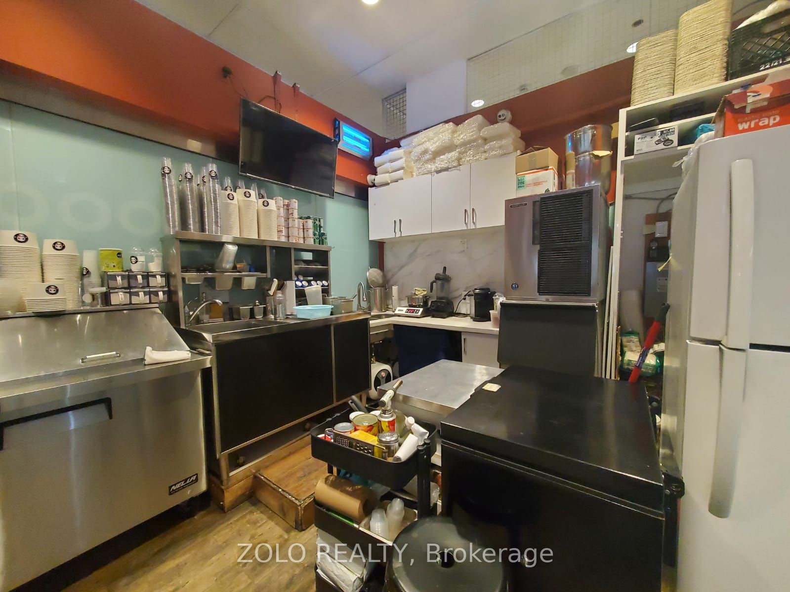 #164 - 4750 Yonge Street Property Photo 5