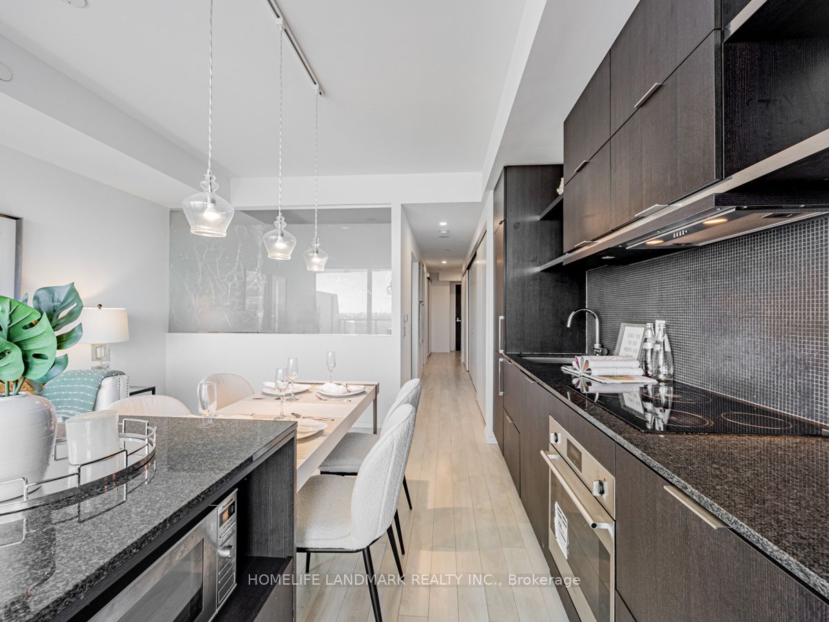 197 Yonge Street 4211 Property Photo 11