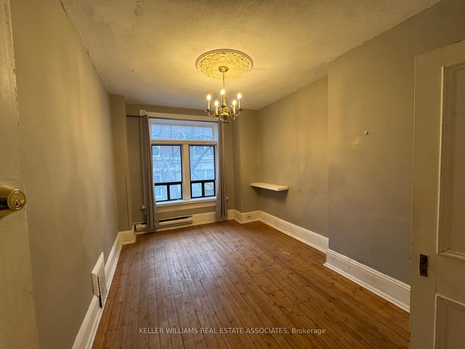 20 Property Photo 8