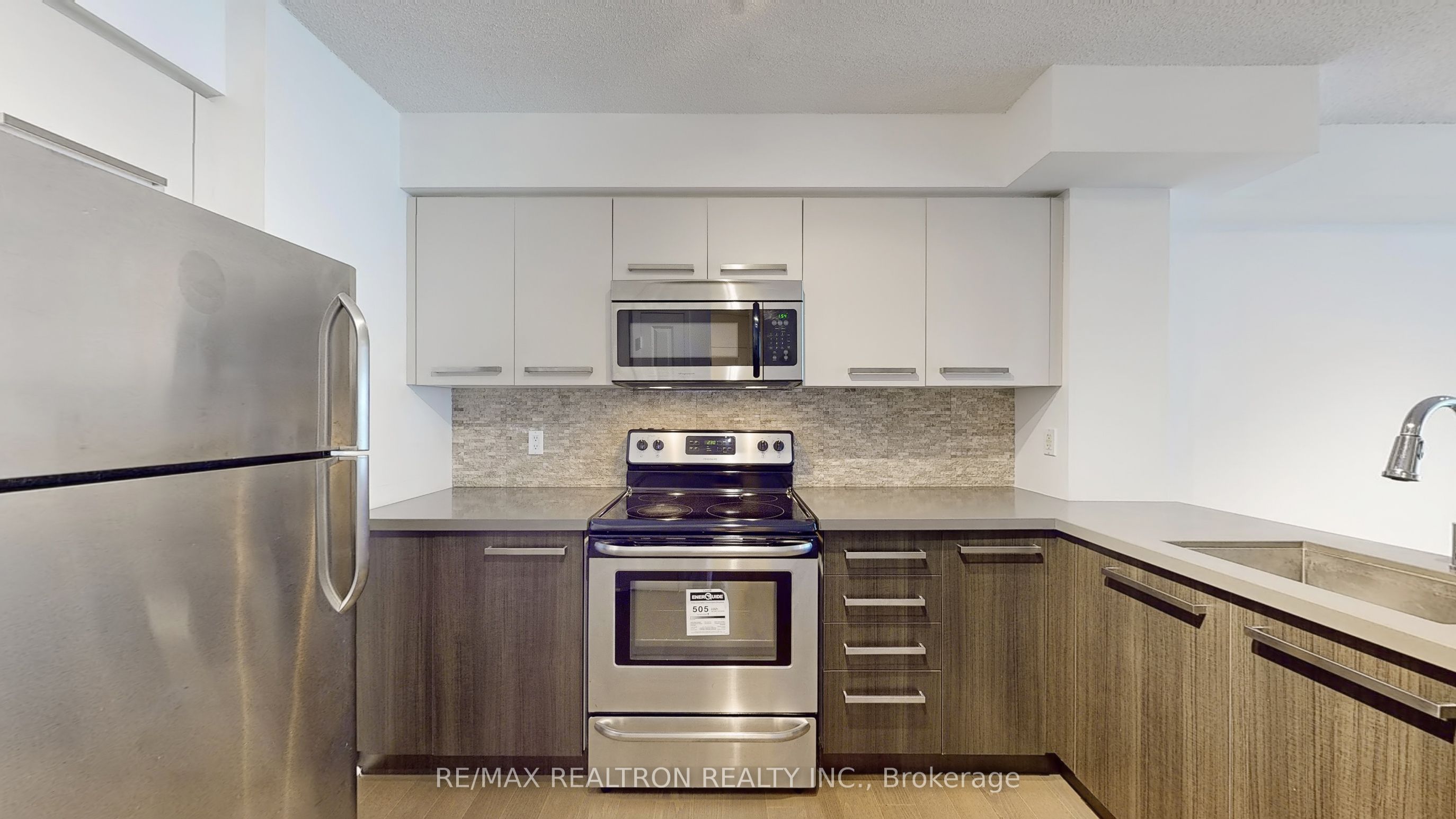 11 St Joseph Street 1503 Property Photo 7
