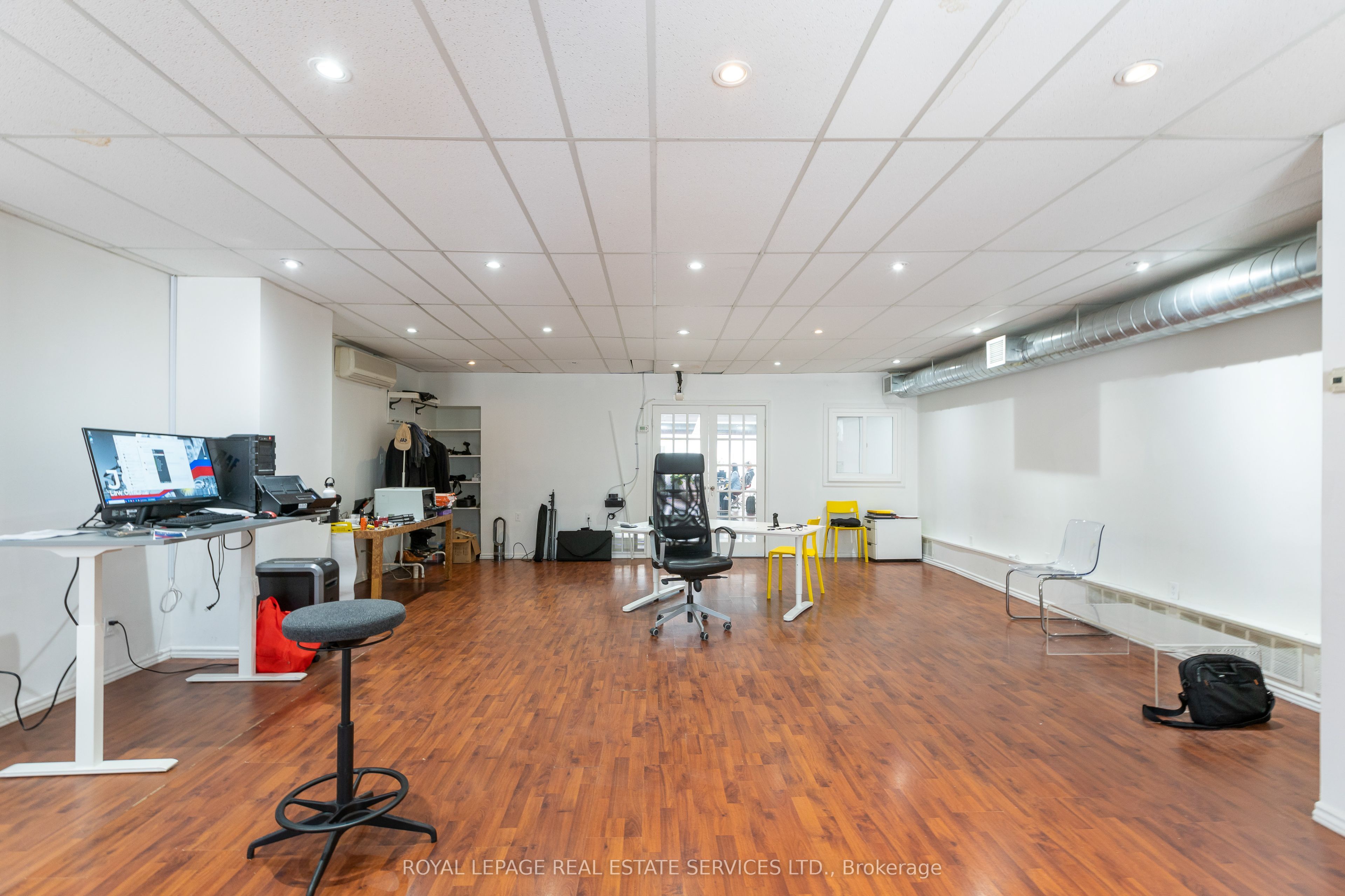 #2 - 170 Eglinton Avenue Property Photo 19