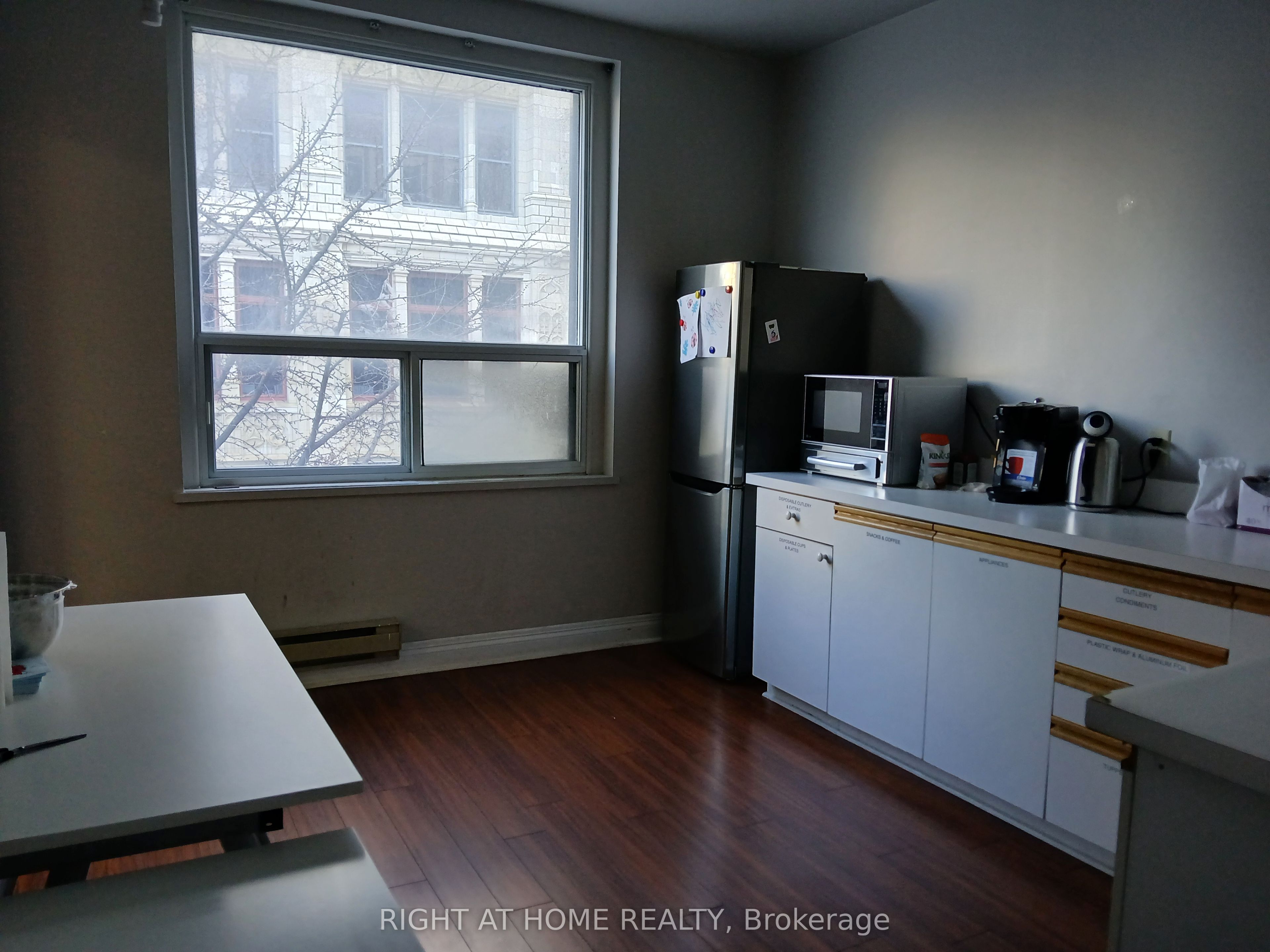 162 John Street Property Photo 4