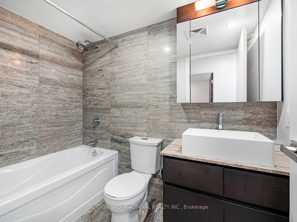 #g20 - 18 Capreol Court Property Photo 18