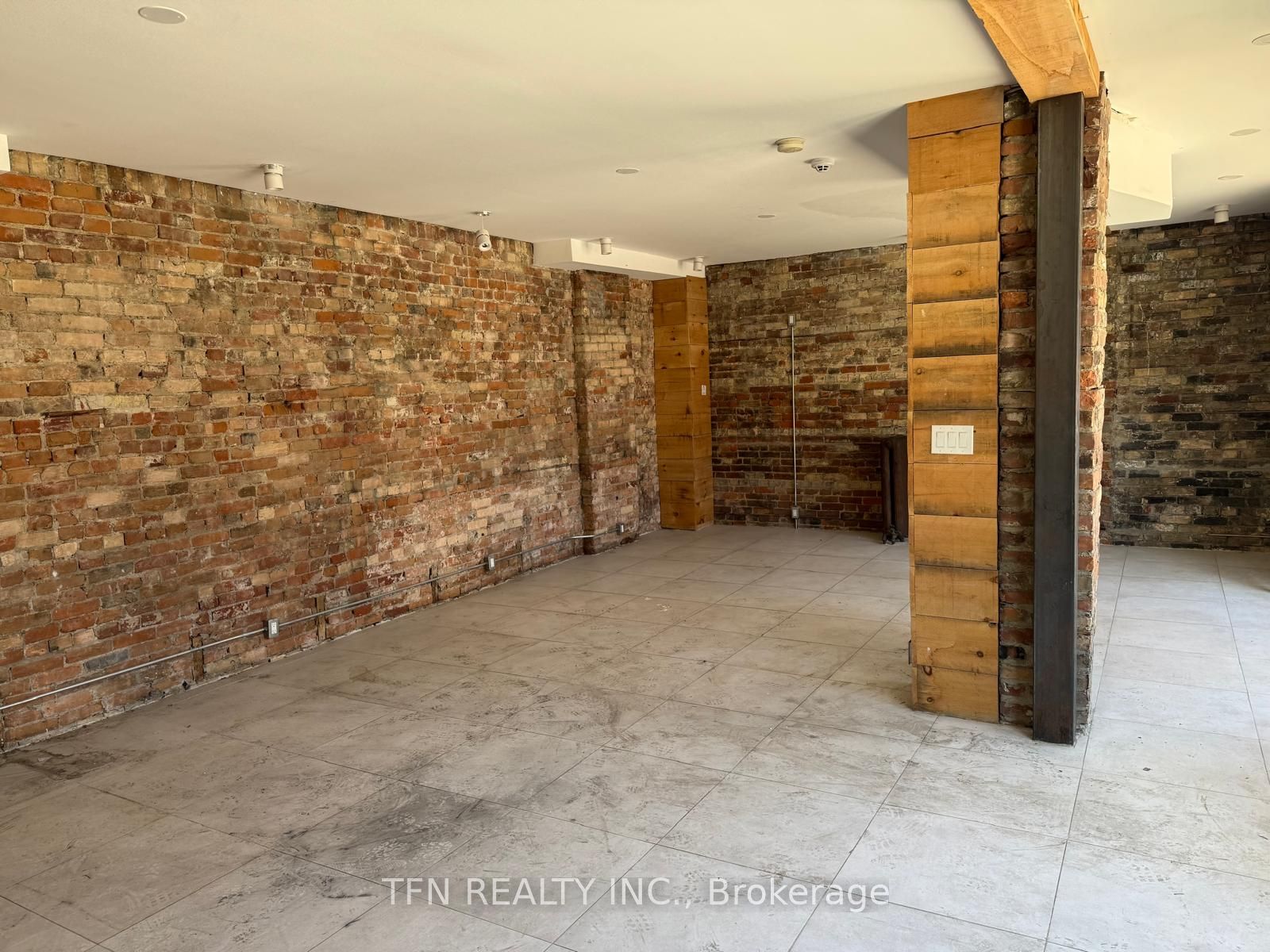 416 Parliament Street Property Photo 2