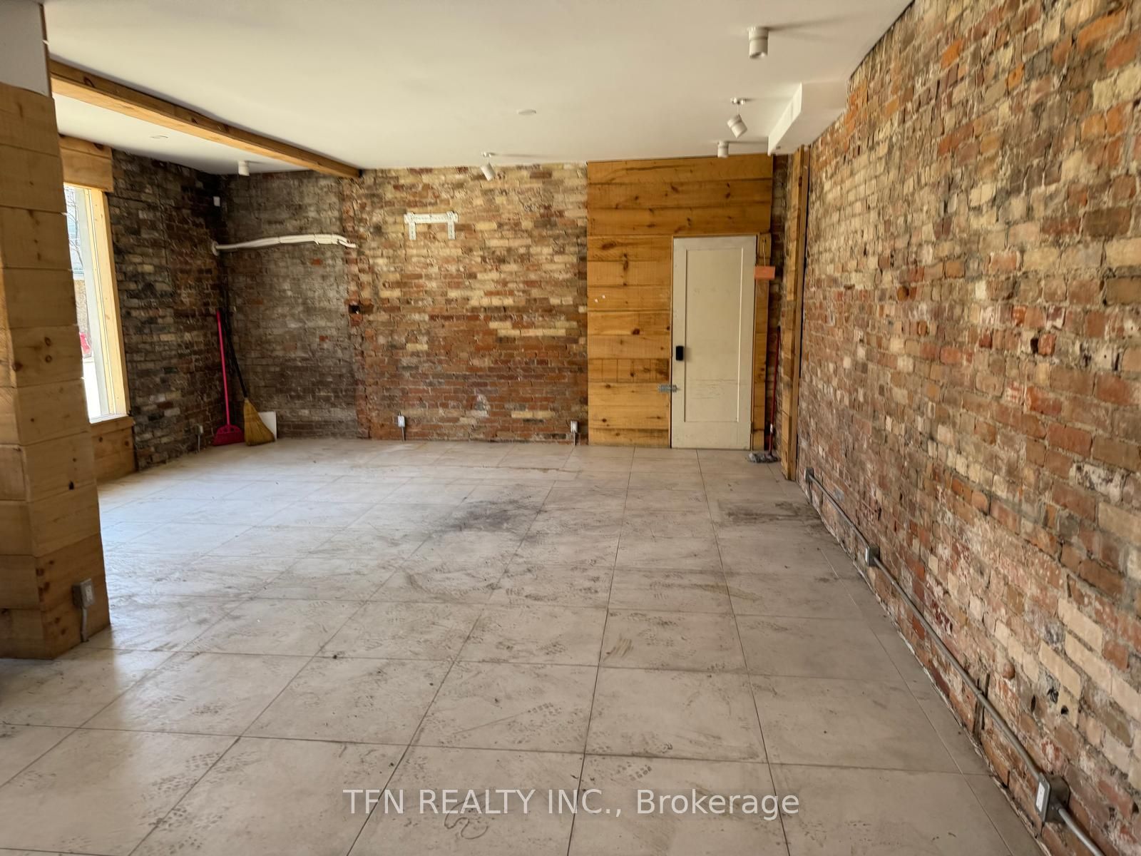 416 Parliament Street Property Photo 7