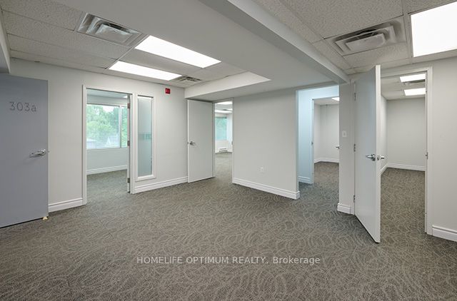 #303 - 170 Sheppard Avenue Property Photo 2