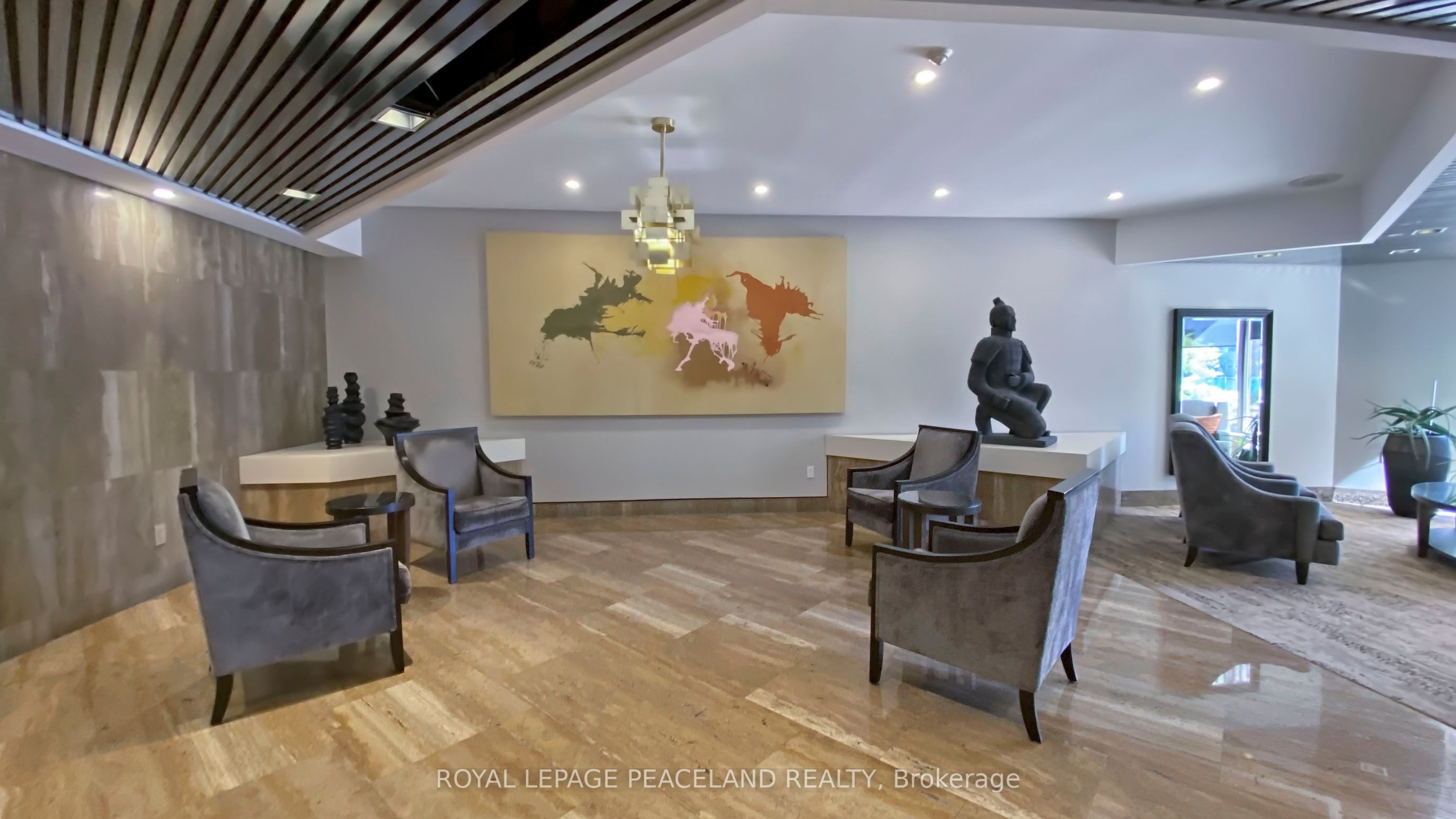 #1605 - 62 Wellesley Street Property Photo 23
