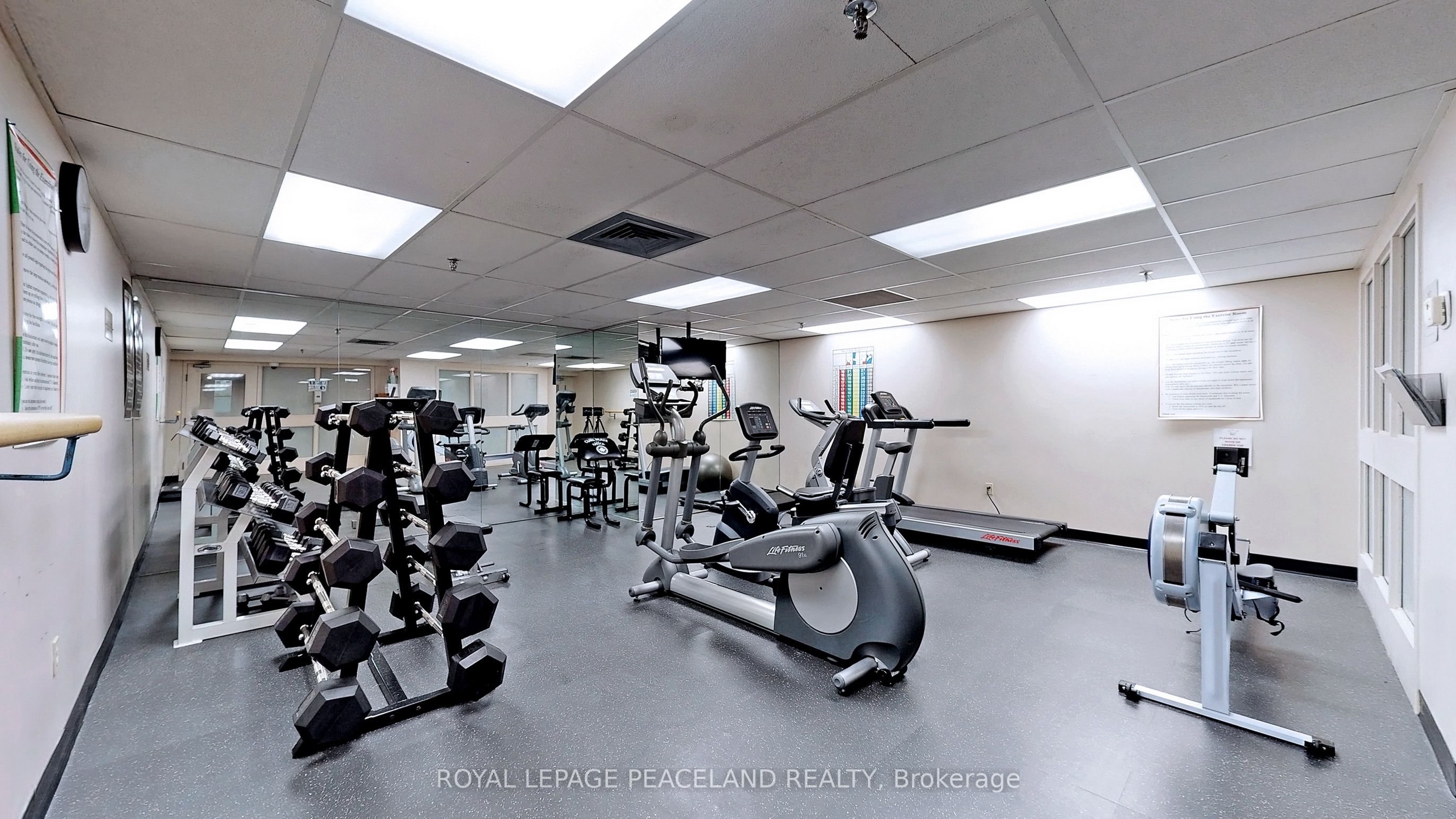 #1605 - 62 Wellesley Street Property Photo 25