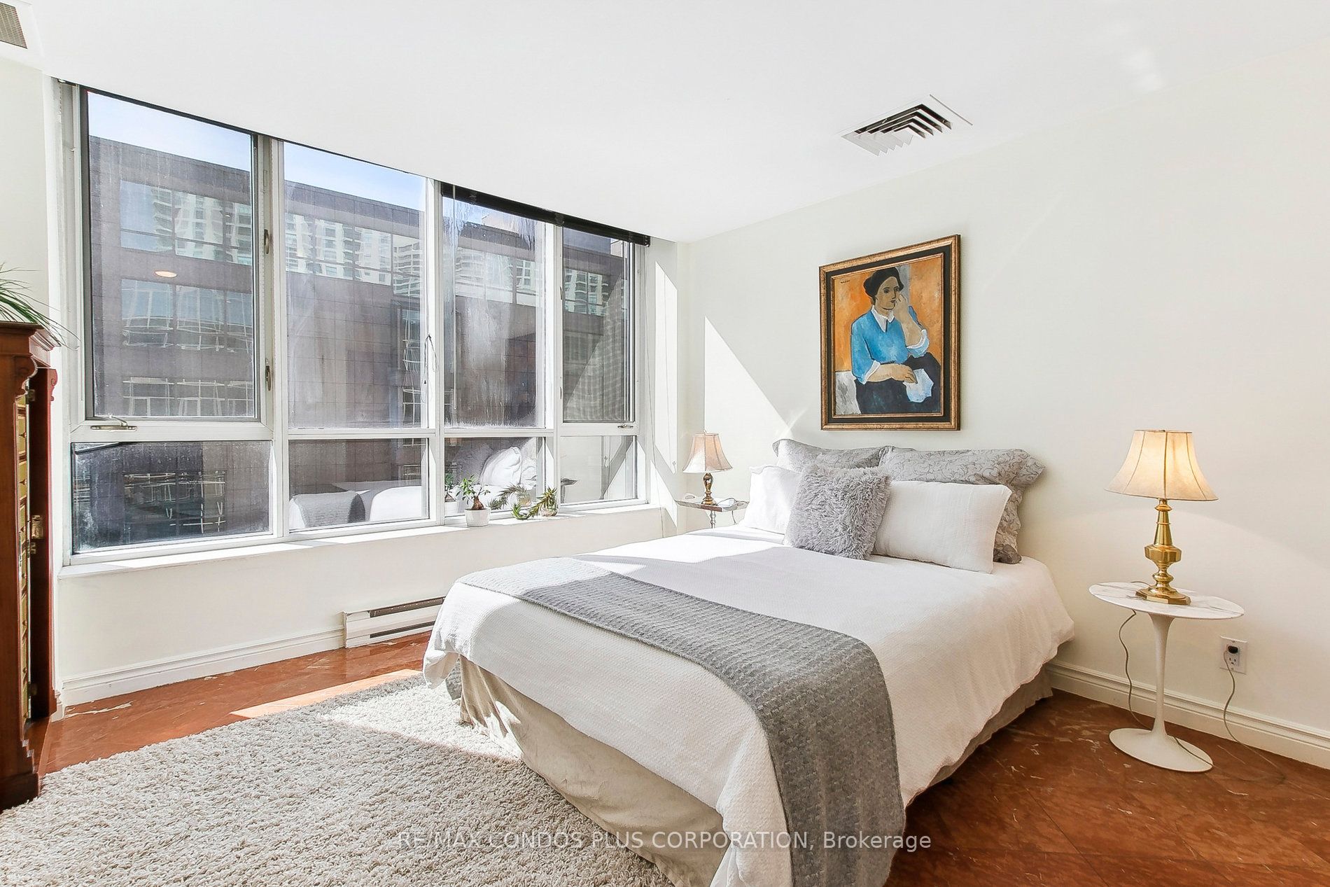 211 Queens Quay W 1013 Property Photo 24