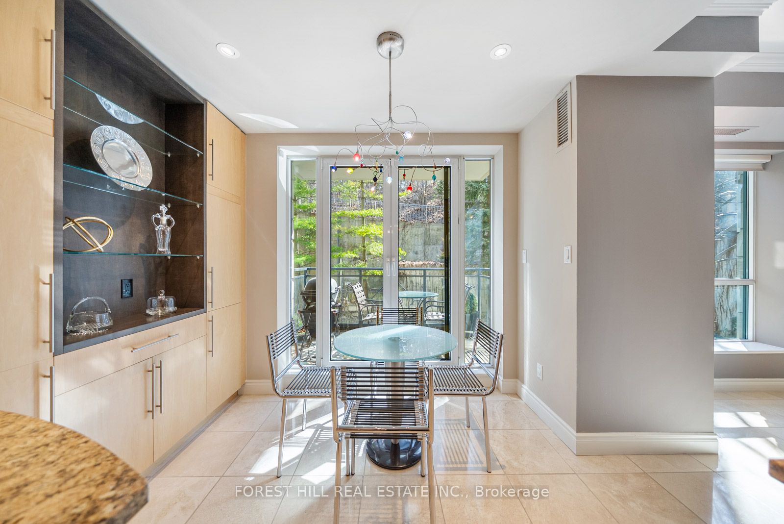 #221 - 11 William Carson Crescent Property Photo 13