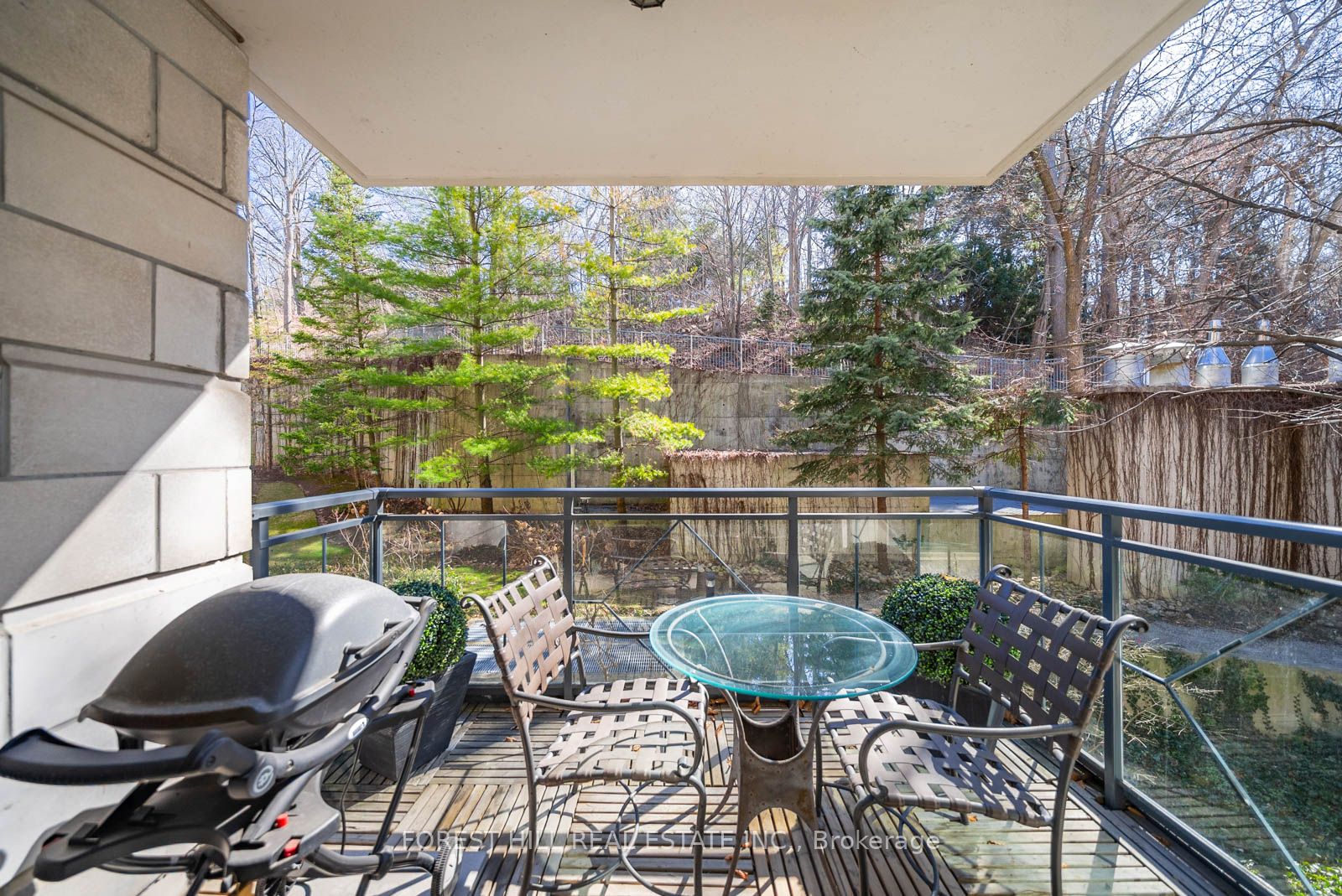 #221 - 11 William Carson Crescent Property Photo 16