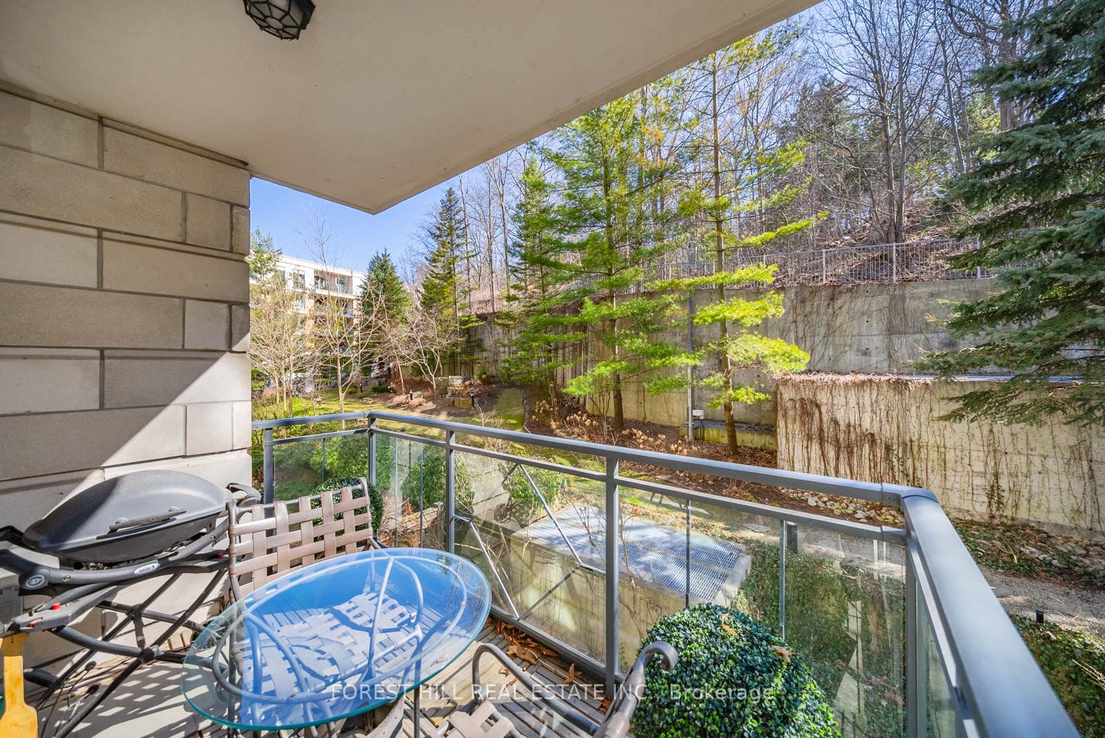 #221 - 11 William Carson Crescent Property Photo 17